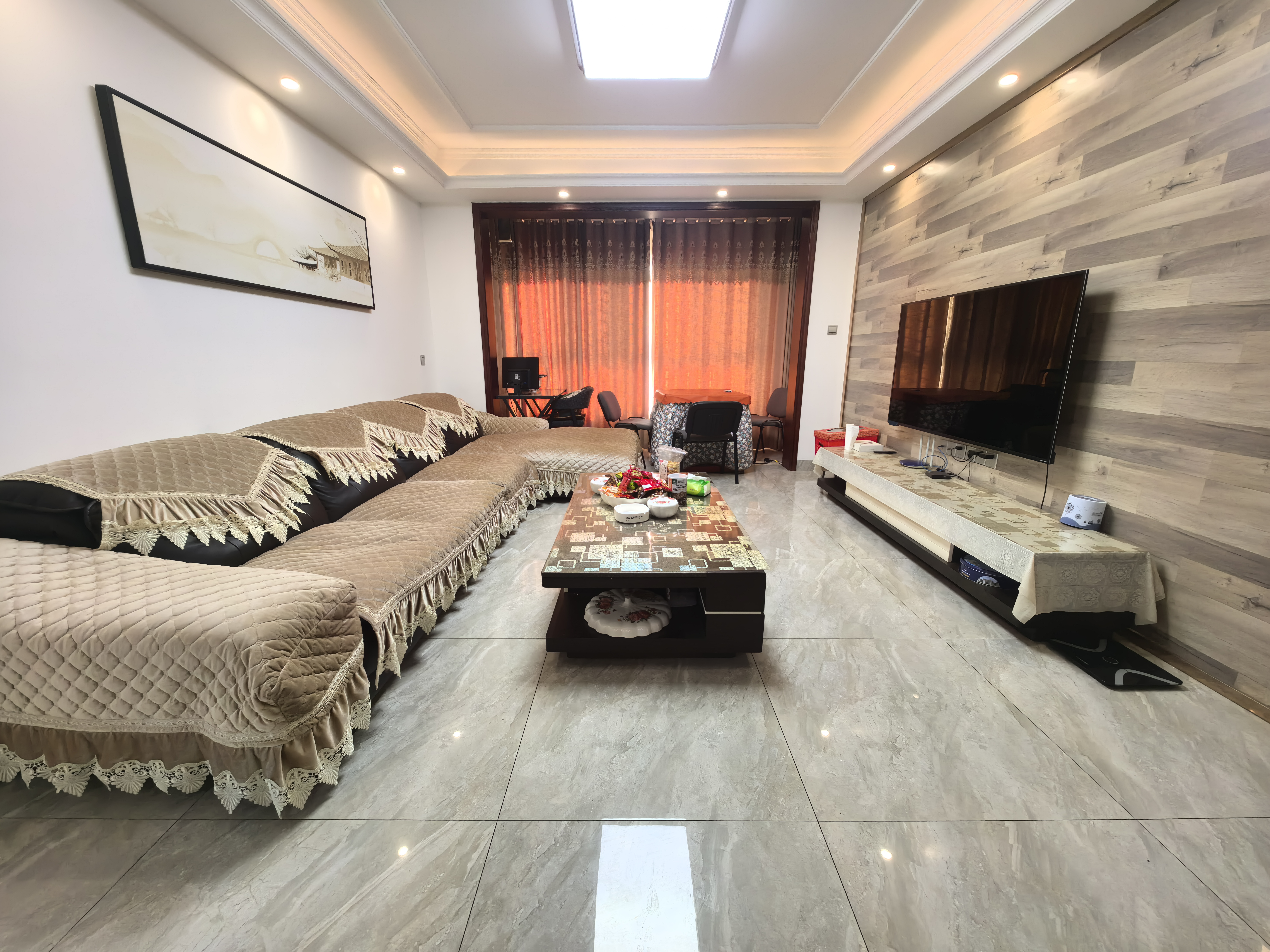 凯风珑城 4室2厅2卫 75.0万 凯风珑城 4室2厅2卫 75.0万室内图