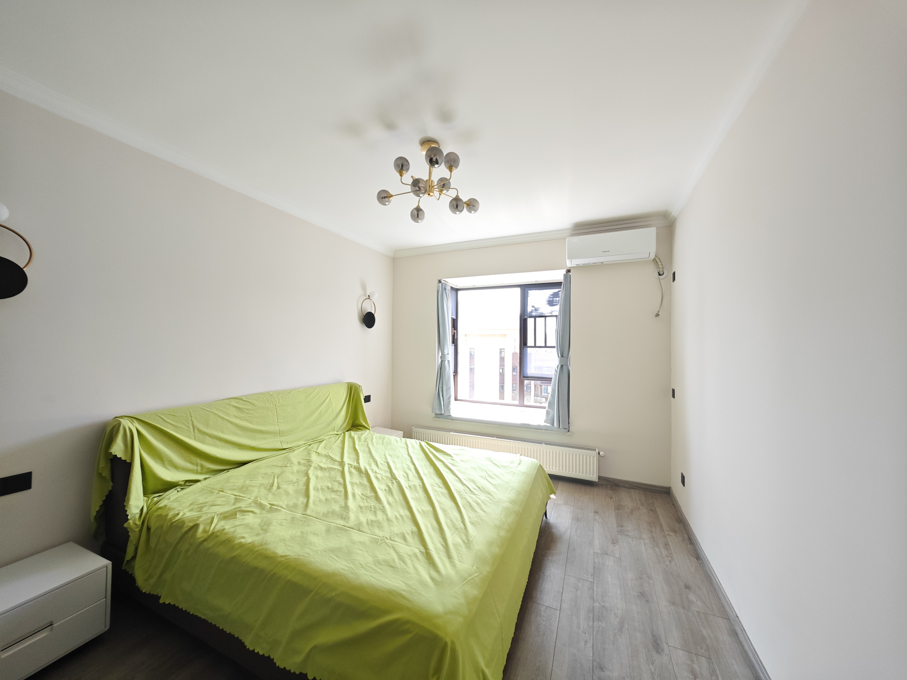 保利城(中航城国际社区、郡原美村) 4室2厅2卫 118.8万 保利城(中航城国际社区、郡原美村) 4室2厅2卫 118.8万卧室