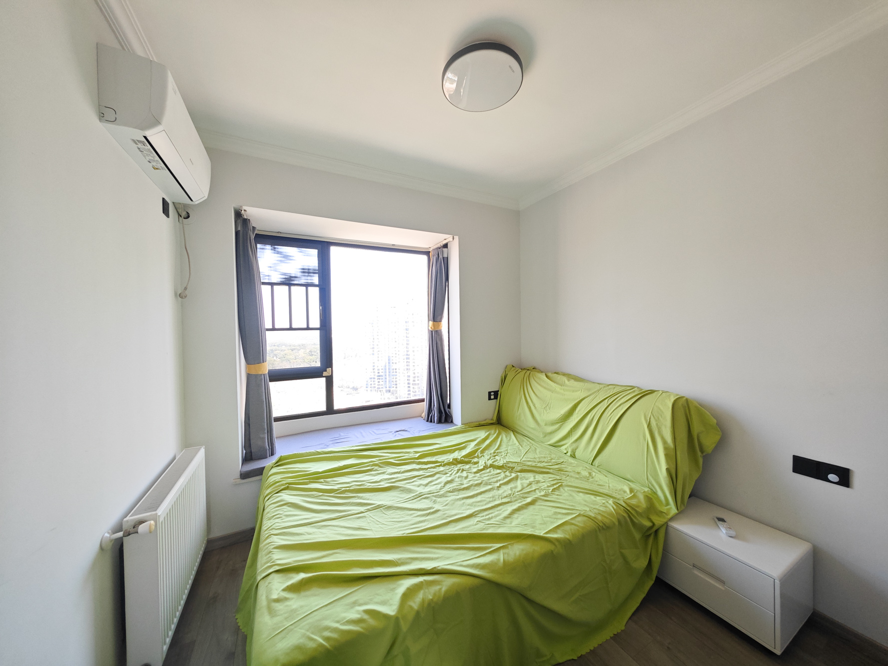 保利城(中航城国际社区、郡原美村) 4室2厅2卫 118.8万 保利城(中航城国际社区、郡原美村) 4室2厅2卫 118.8万卧室