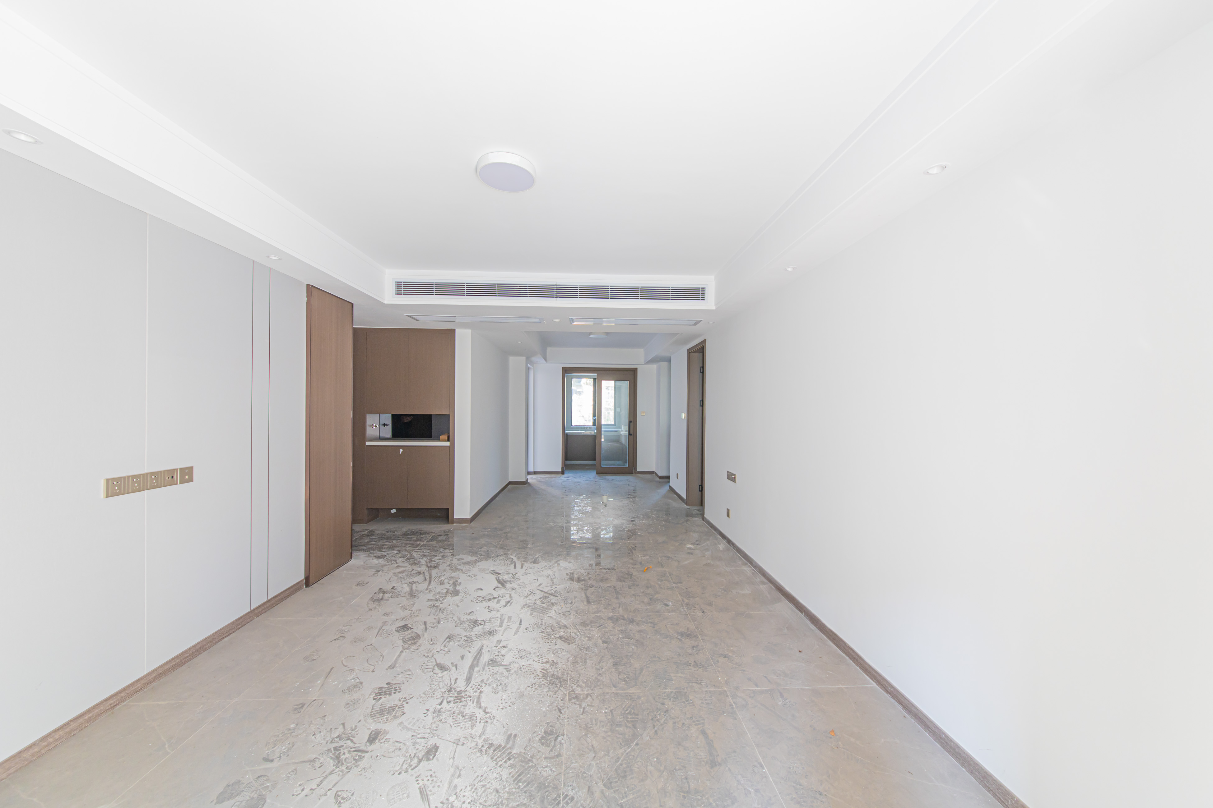 江悦和鸣 3室2厅2卫 195.0万 江悦和鸣 3室2厅2卫 195.0万客厅