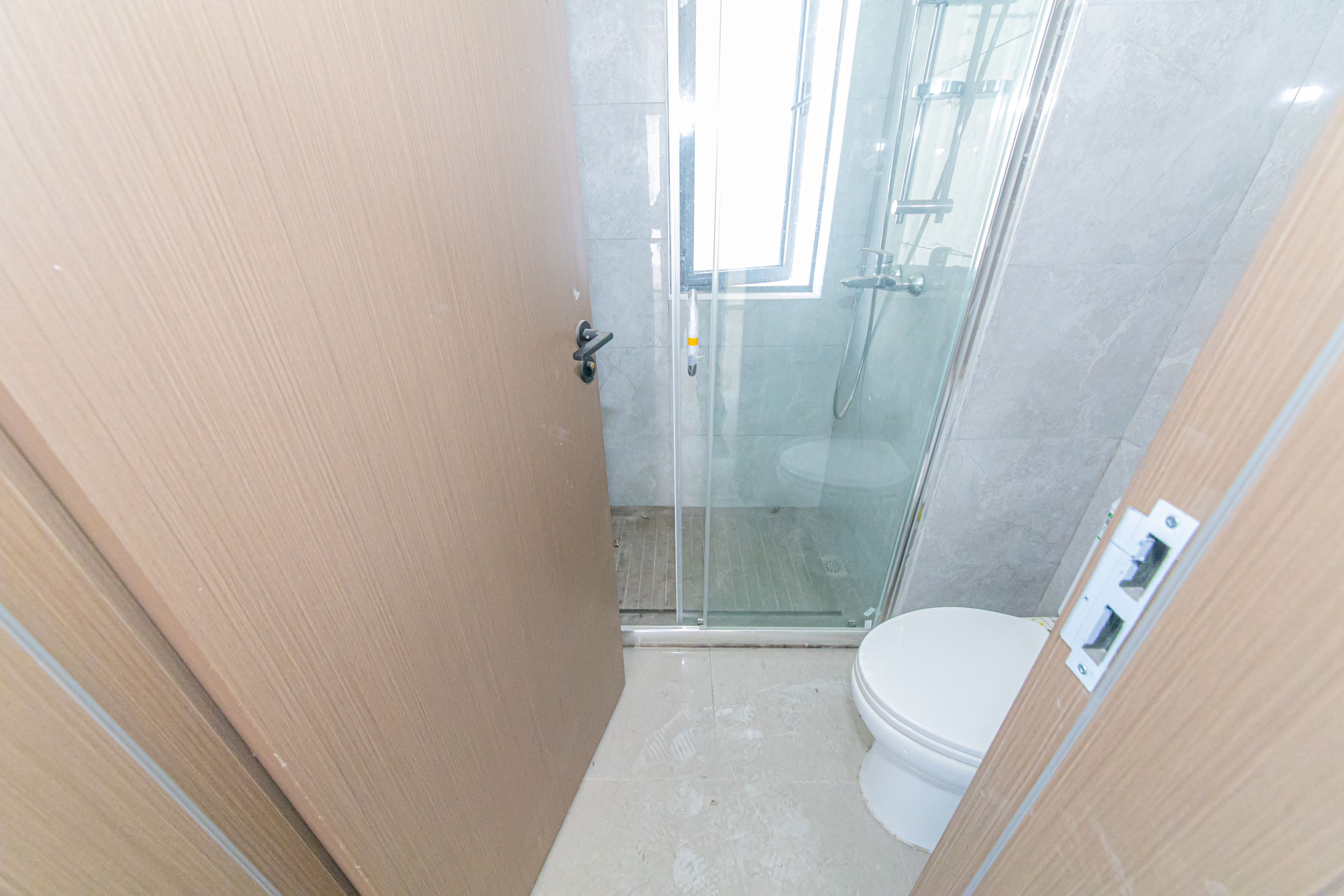 江悦和鸣 3室2厅2卫 195.0万 江悦和鸣 3室2厅2卫 195.0万卫生间