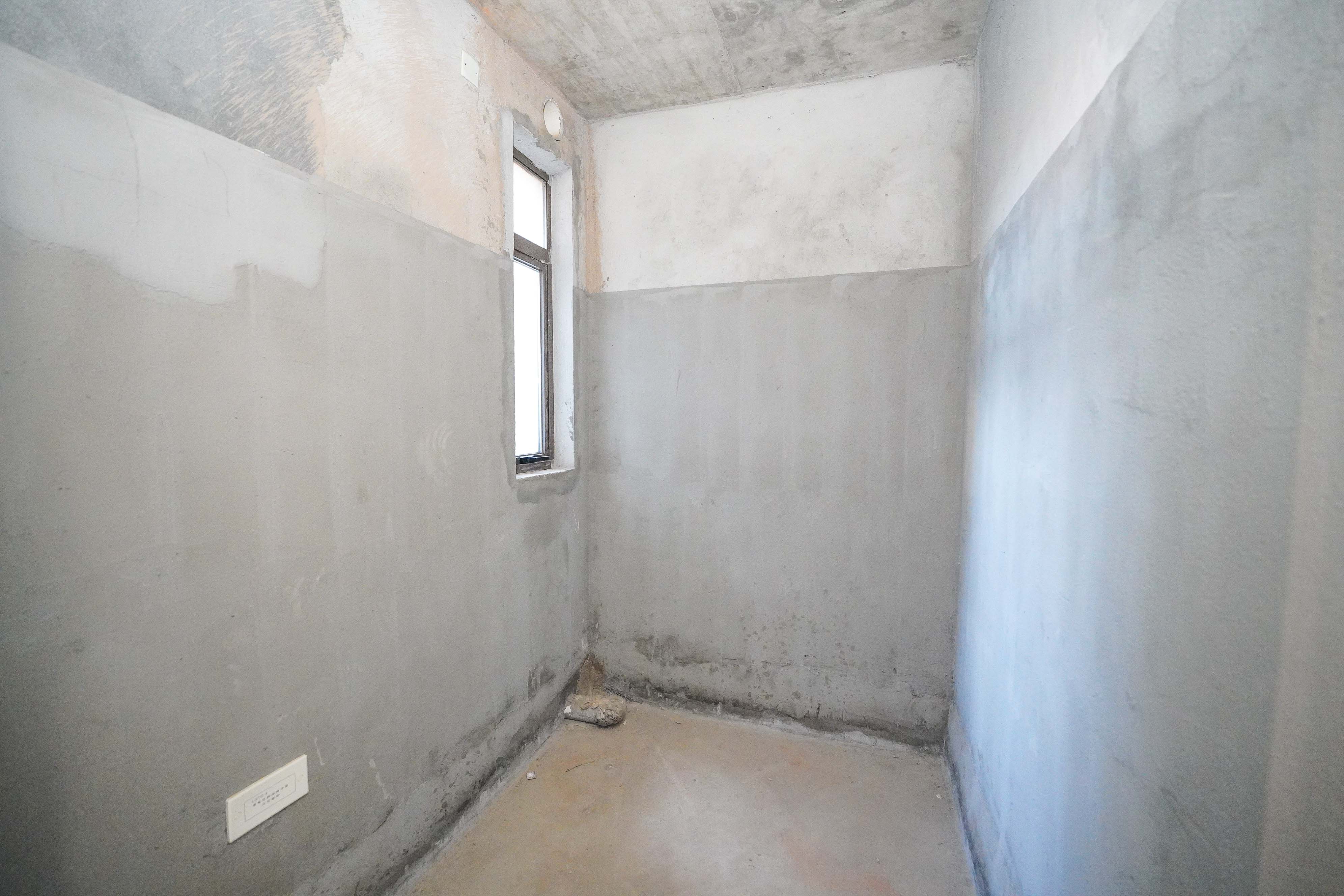 佳兆业天墅  5室2厅3卫    165.0万卫生间