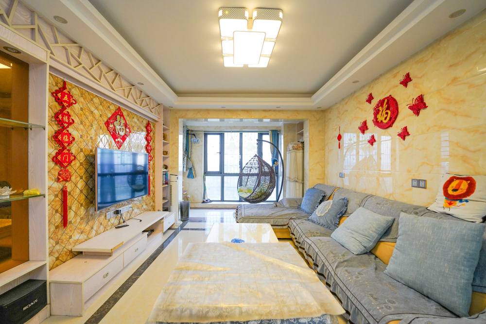 佳兆业君汇上品  3室2厅1卫   61.00万