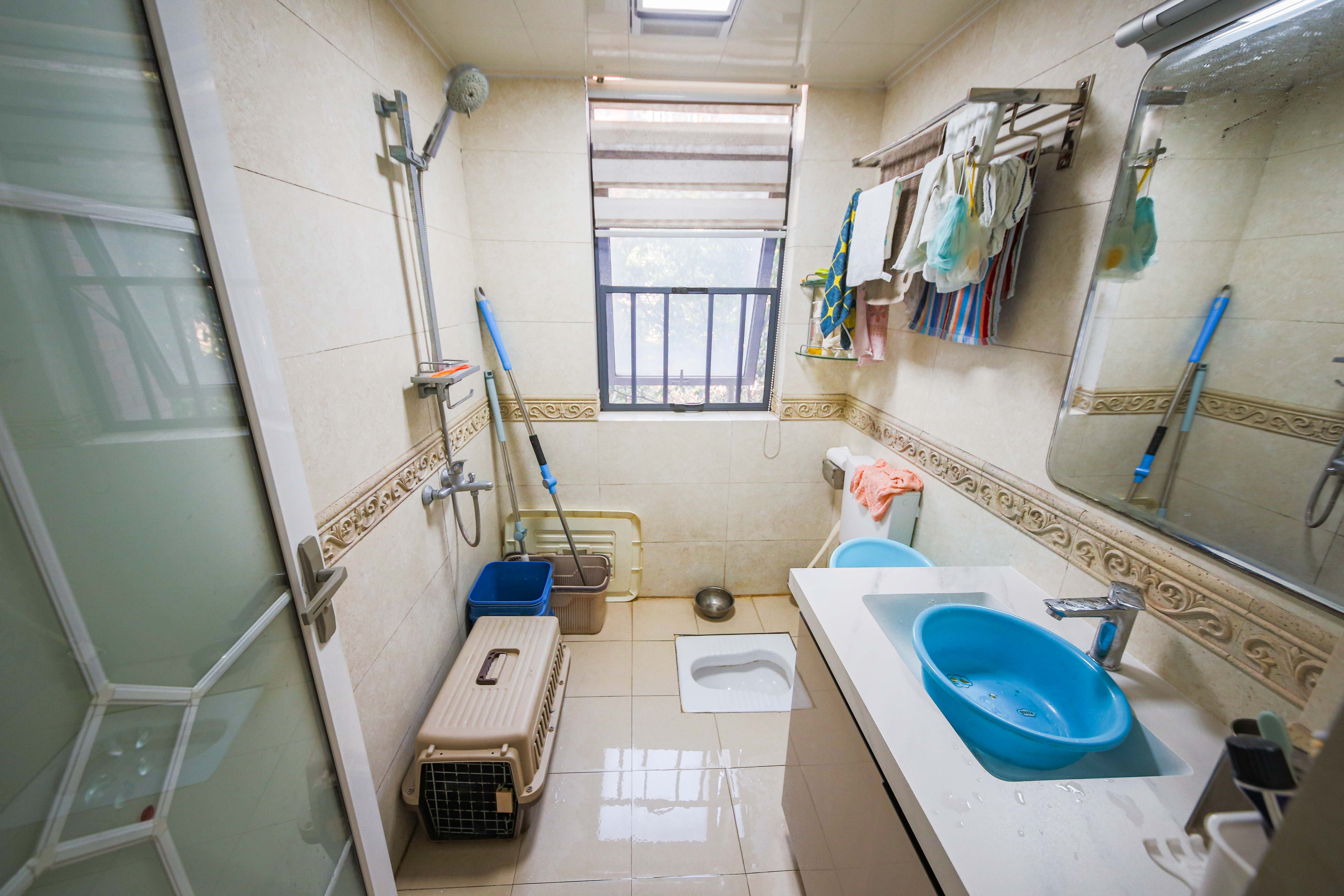 奥林匹克花园 3室2厅2卫 118.0万 奥林匹克花园 3室2厅2卫 118.0万卫生间