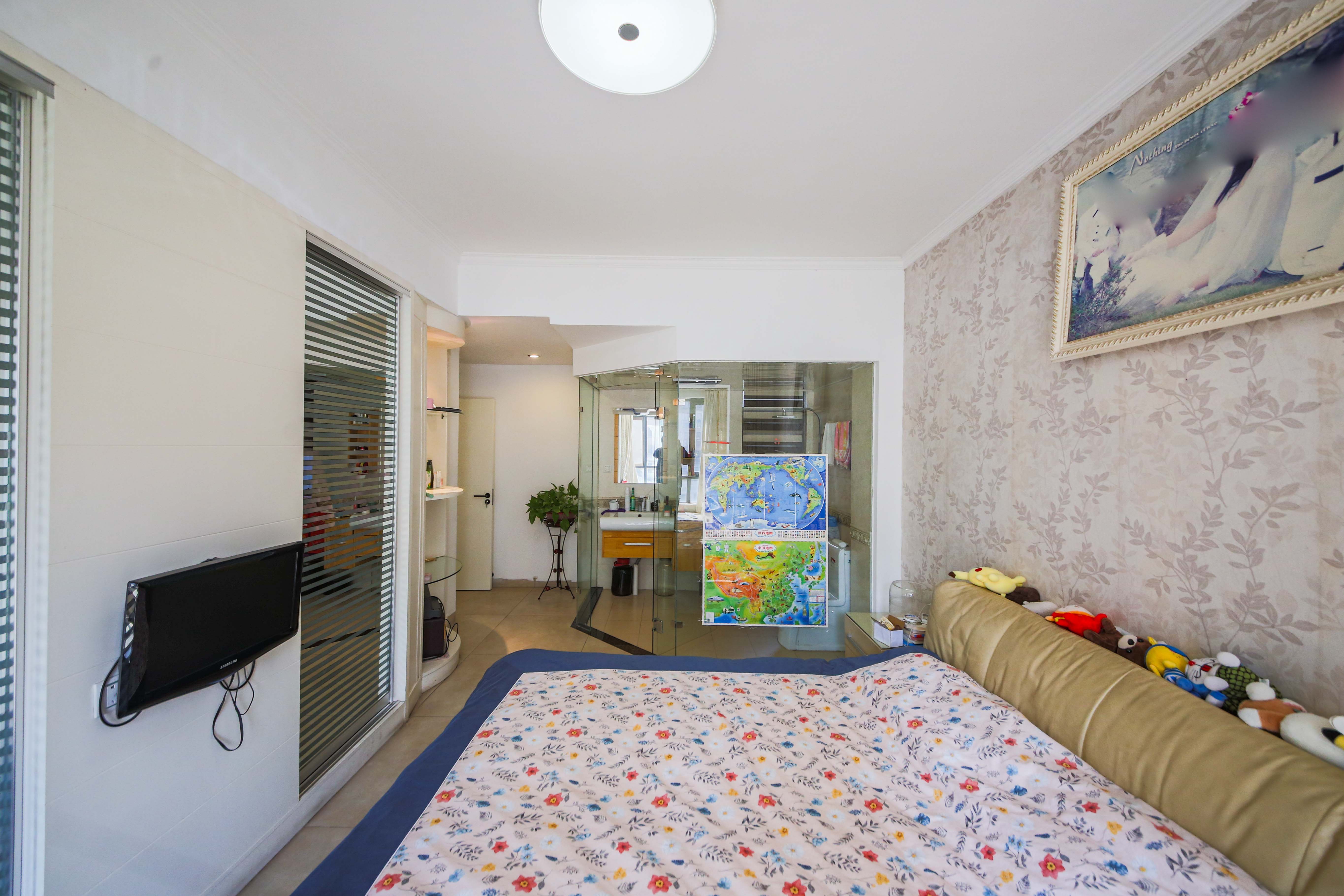 奥林匹克花园 3室2厅2卫 118.0万 奥林匹克花园 3室2厅2卫 118.0万卧室