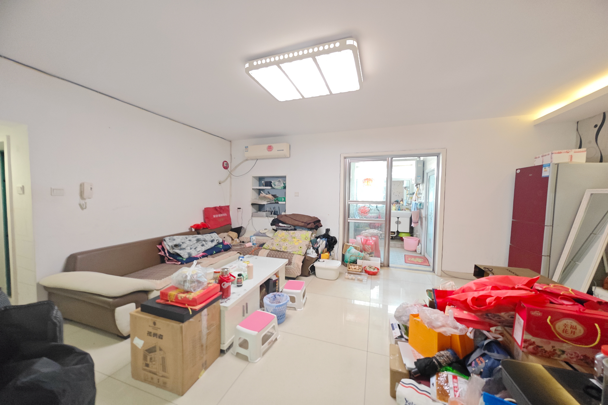 梨子山社区长电宿舍  2室1厅1卫   45.00万客厅