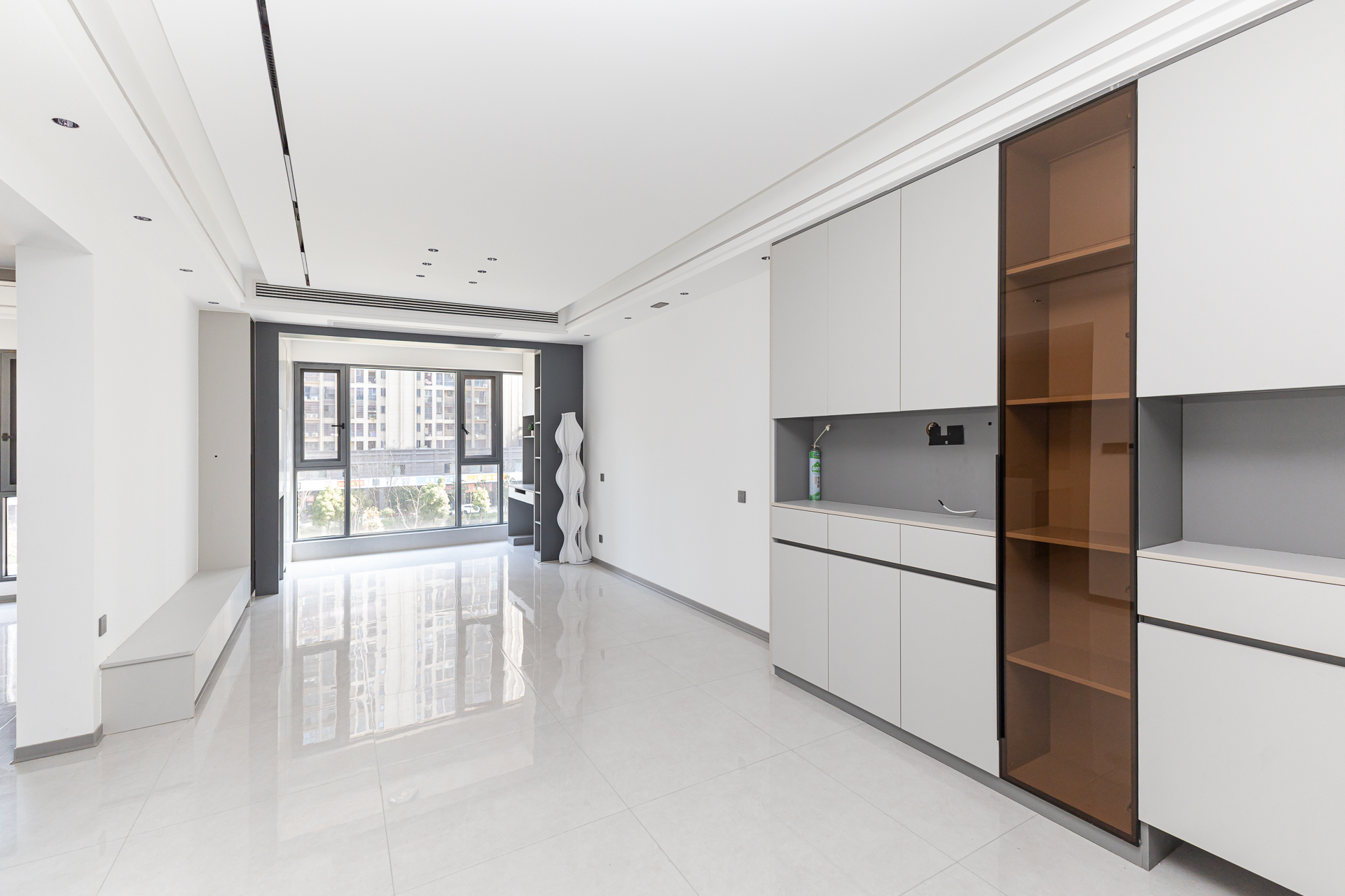 长燃新奥佳园  2室2厅1卫    65.0万 长燃新奥佳园  2室2厅1卫    65.0万客厅