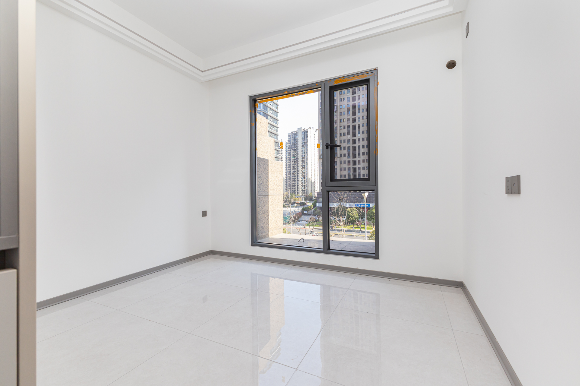 长燃新奥佳园  2室2厅1卫    65.0万 长燃新奥佳园  2室2厅1卫    65.0万卧室