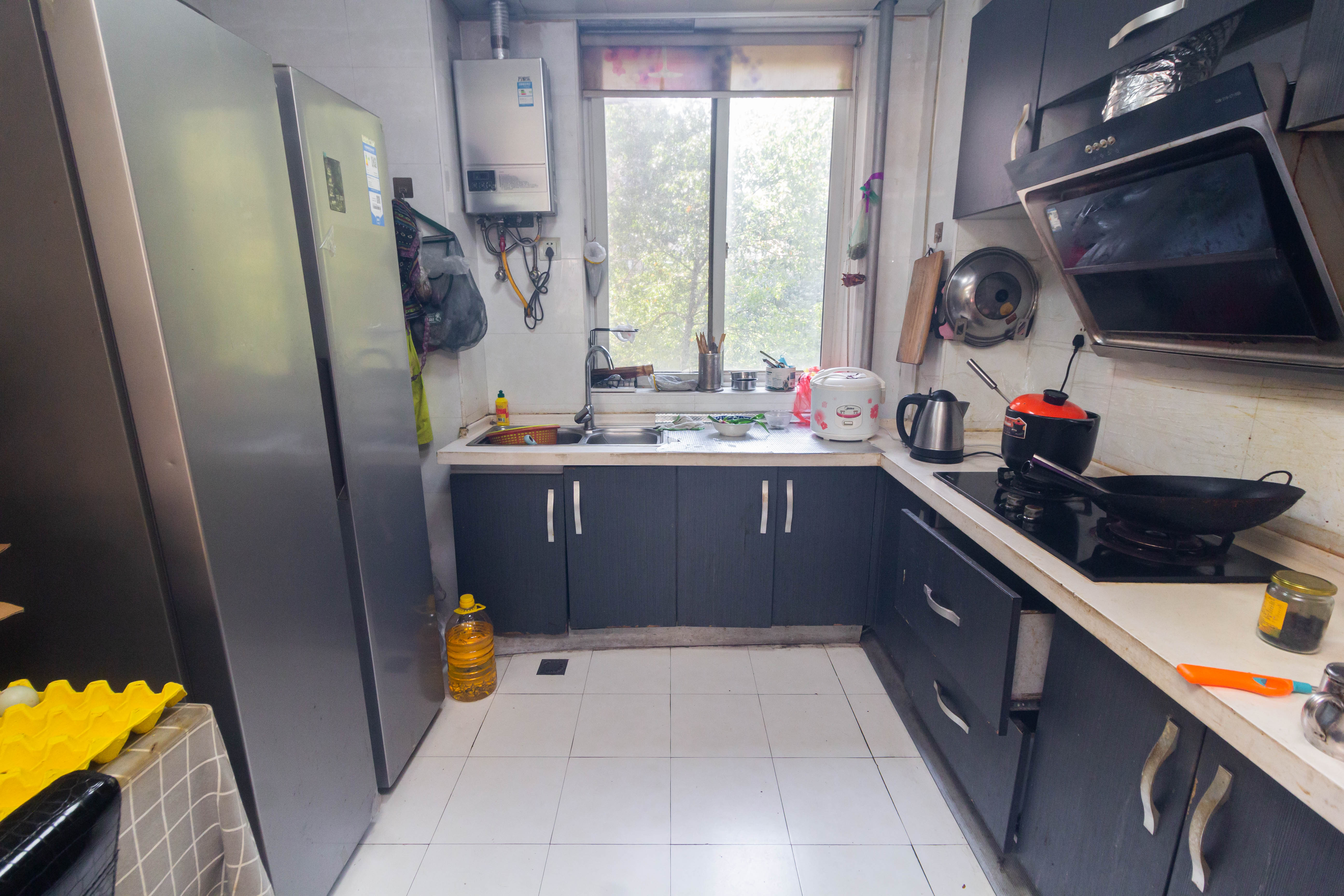 博雅湘水湾 3室1厅1卫 45.0万 博雅湘水湾 3室1厅1卫 45.0万厨房