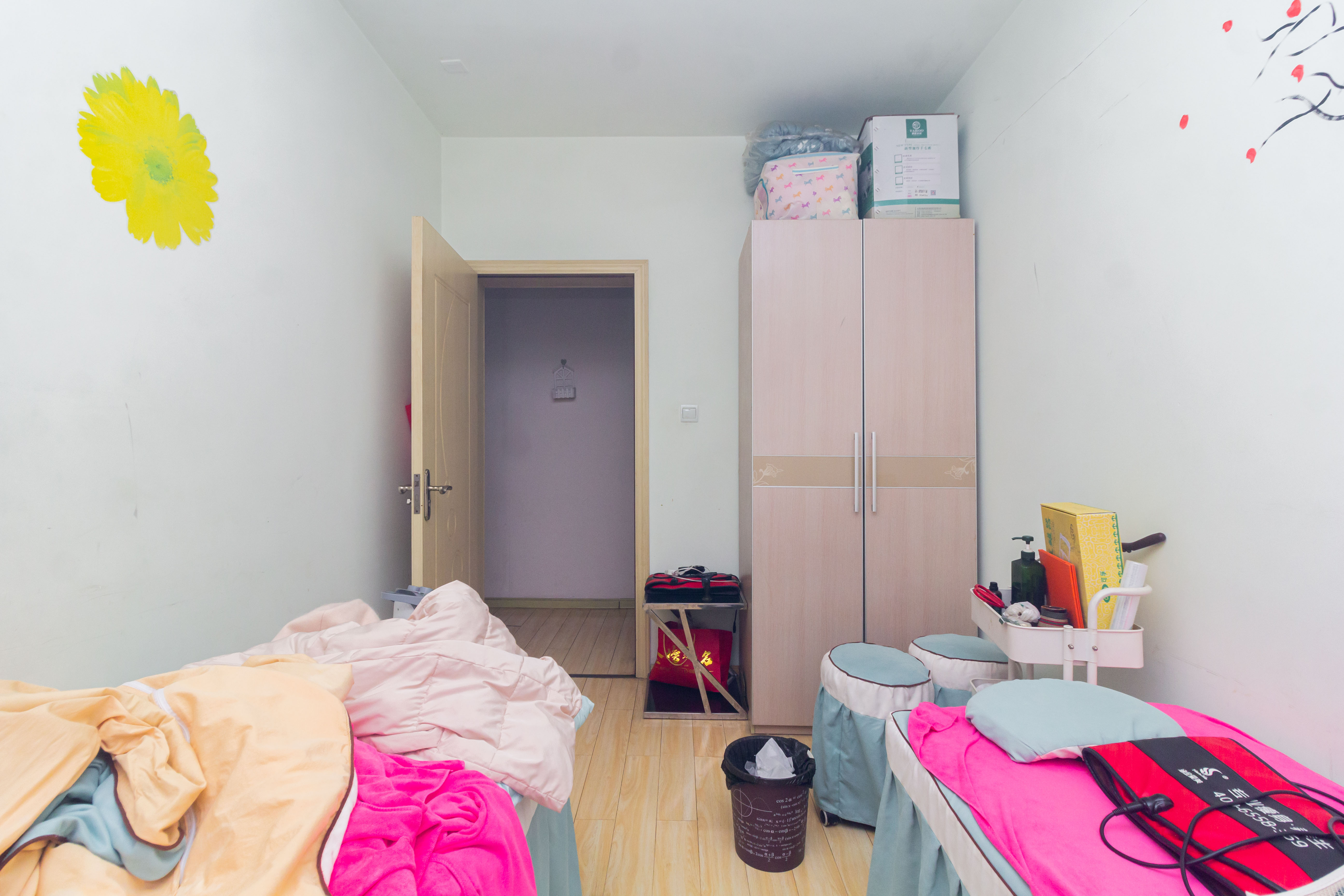 博雅湘水湾 3室1厅1卫 45.0万 博雅湘水湾 3室1厅1卫 45.0万卧室