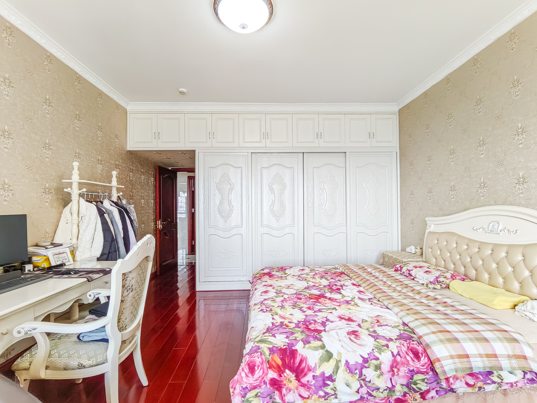 碧桂园威尼斯城 4室2厅2卫 166.98万 碧桂园威尼斯城 4室2厅2卫 166.98万卧室