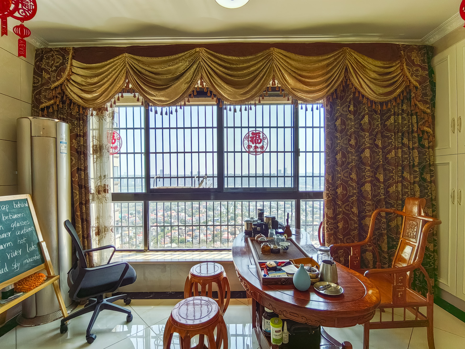 碧桂园威尼斯城 4室2厅2卫 166.98万 碧桂园威尼斯城 4室2厅2卫 166.98万阳台