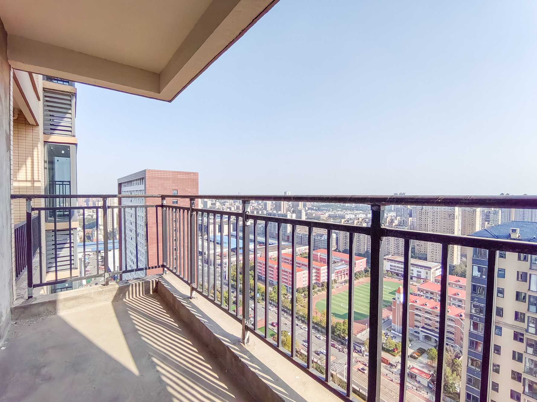 永宏万家里  4室2厅2卫    109.8万 永宏万家里  4室2厅2卫    109.8万阳台