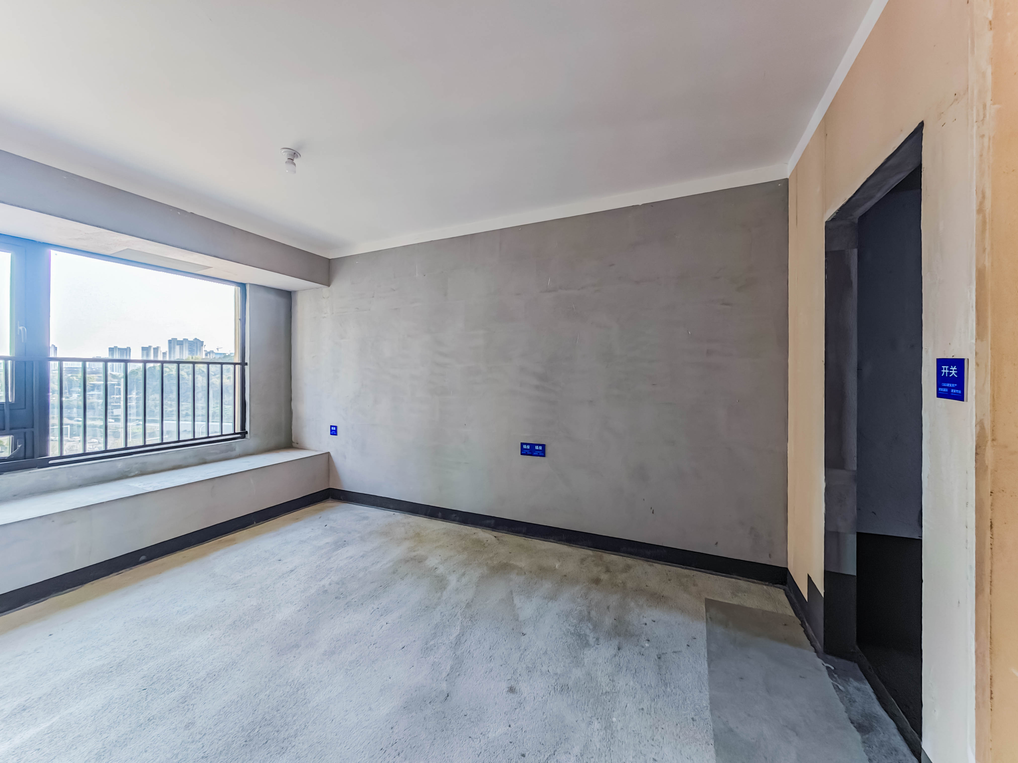 建发玖洲观澜  4室2厅2卫   180.00万其他