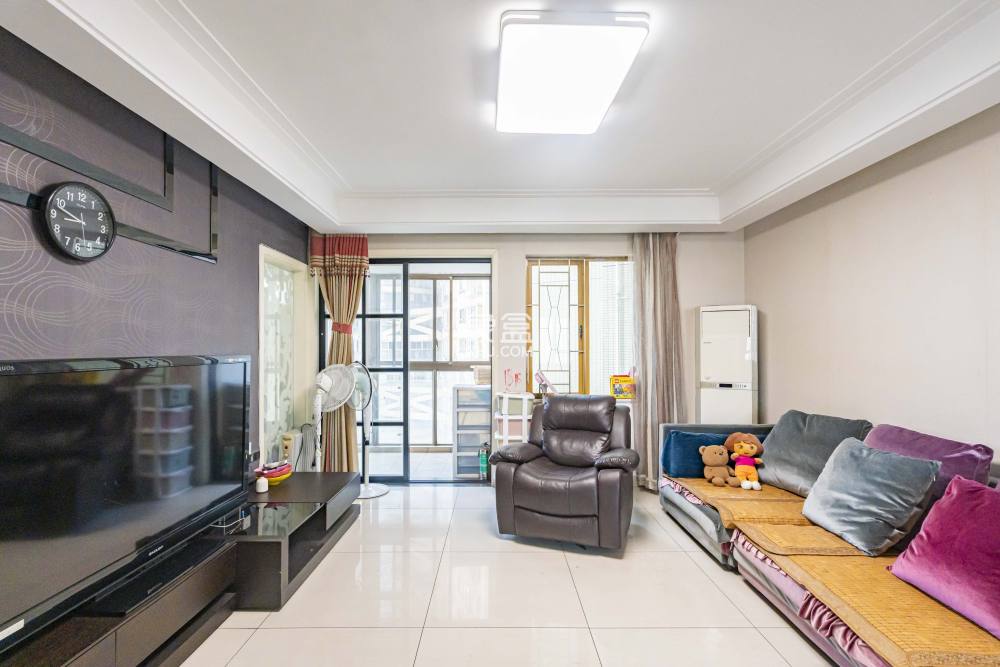 天健芙蓉盛世一期  5室2厅2卫    168.0万