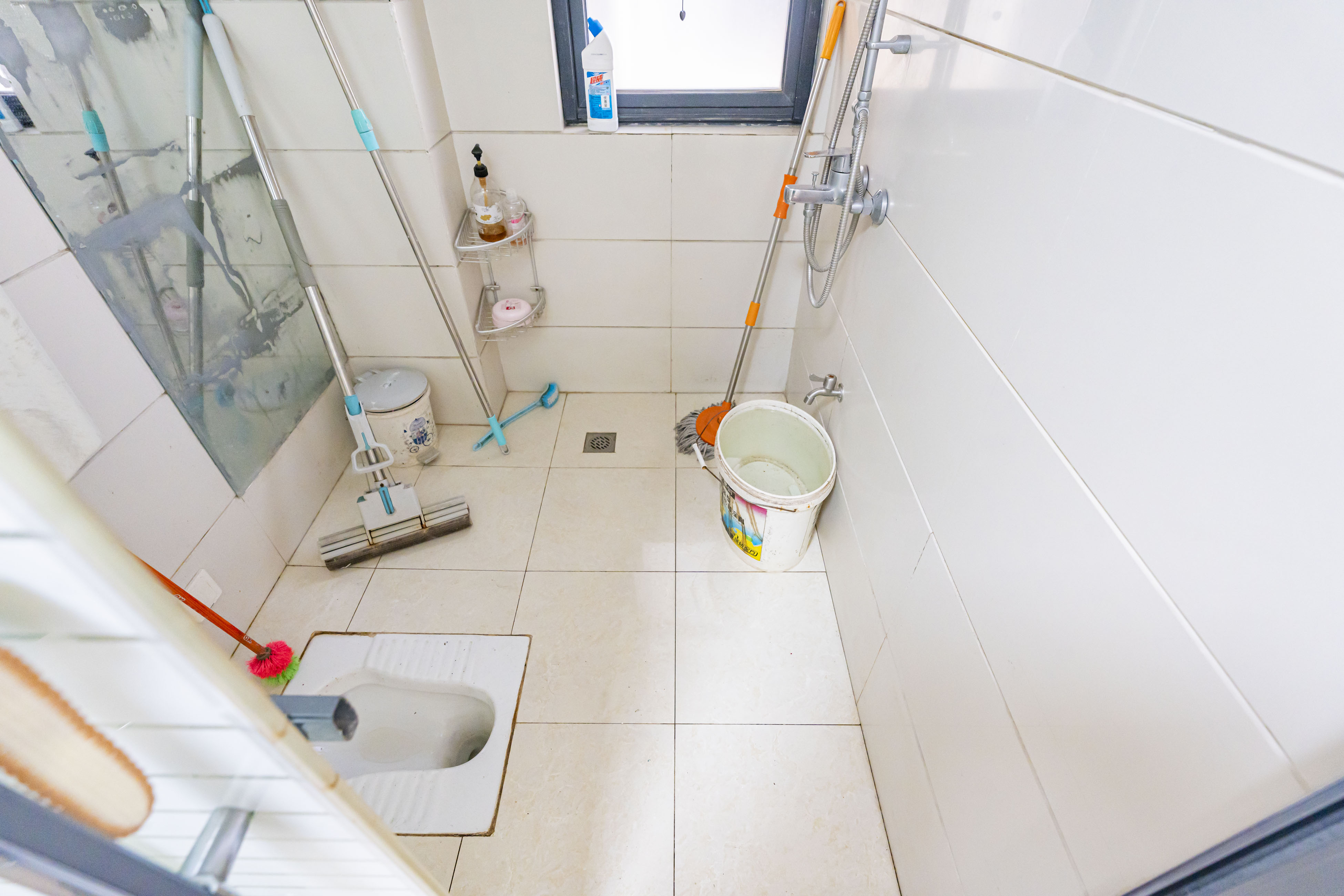 藏珑湖上国际花园 3室2厅2卫 106.0万 藏珑湖上国际花园 3室2厅2卫 106.0万卫生间