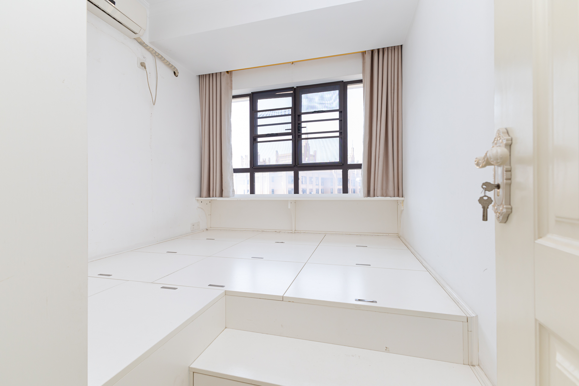 润和又一城 3室2厅1卫 78.0万 润和又一城 3室2厅1卫 78.0万卧室