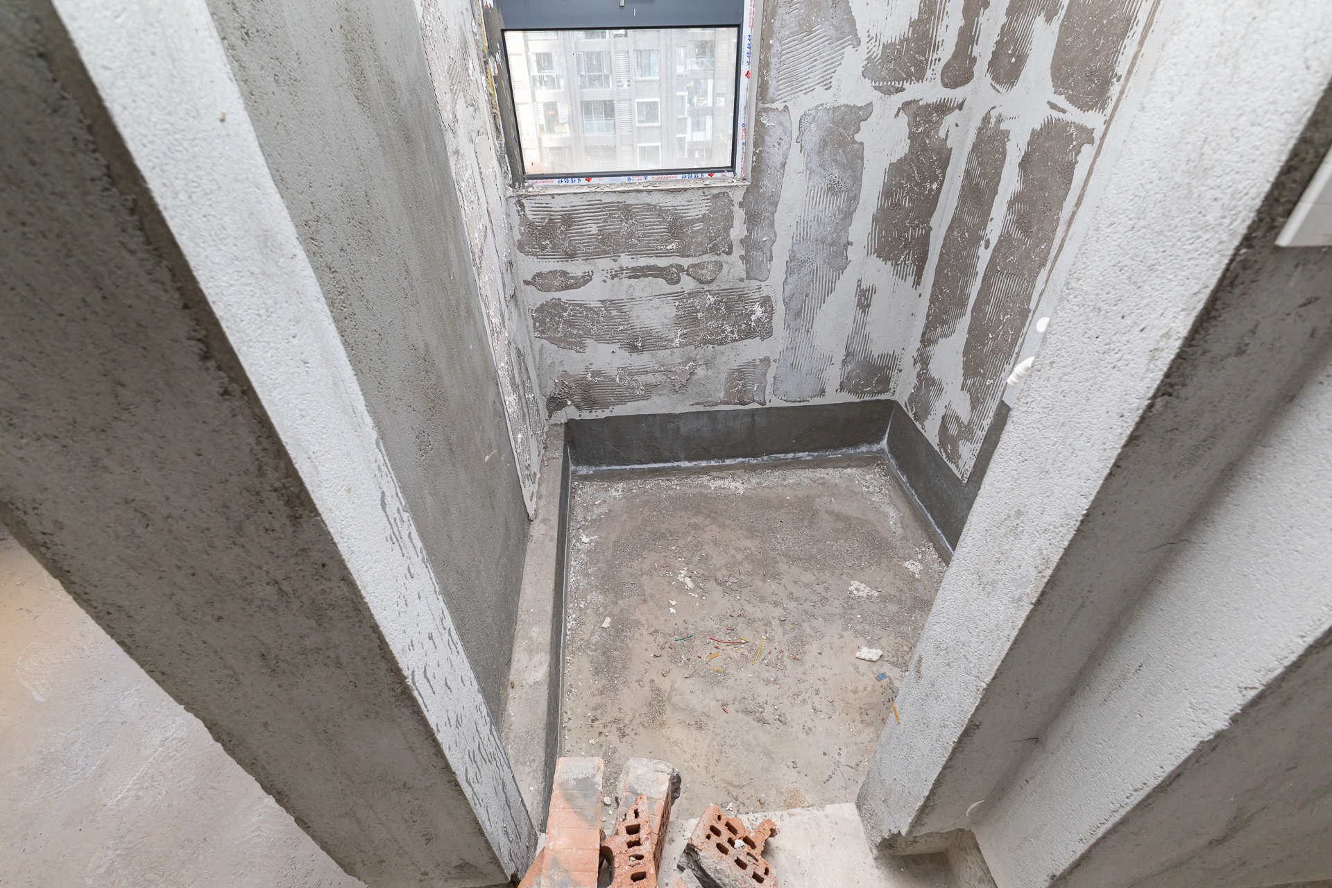 明发阅江悦府  4室2厅2卫   106.80万卫生间