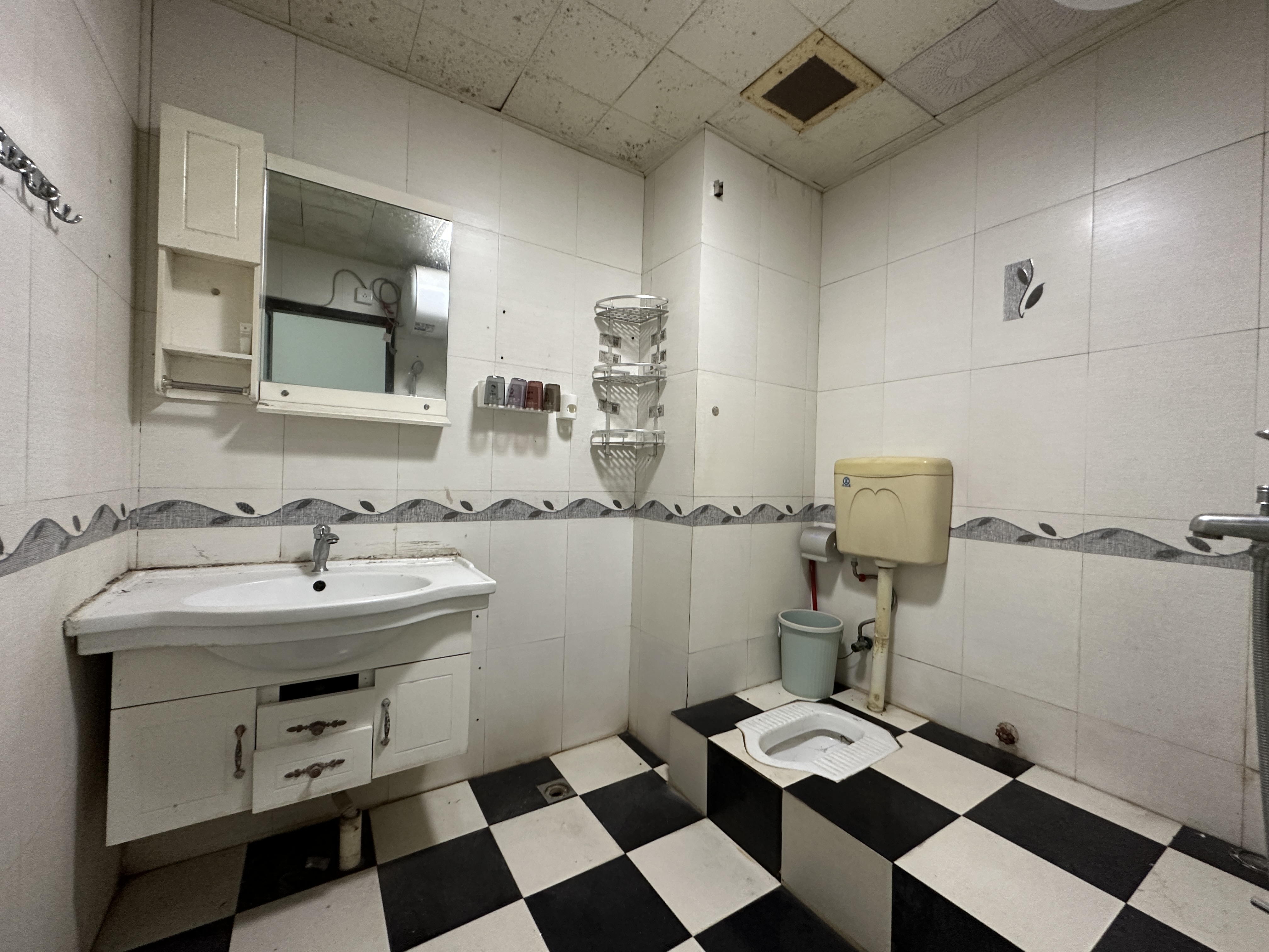 龙华商城  3室2厅1卫    129.5万 龙华商城  3室2厅1卫    129.5万室内图