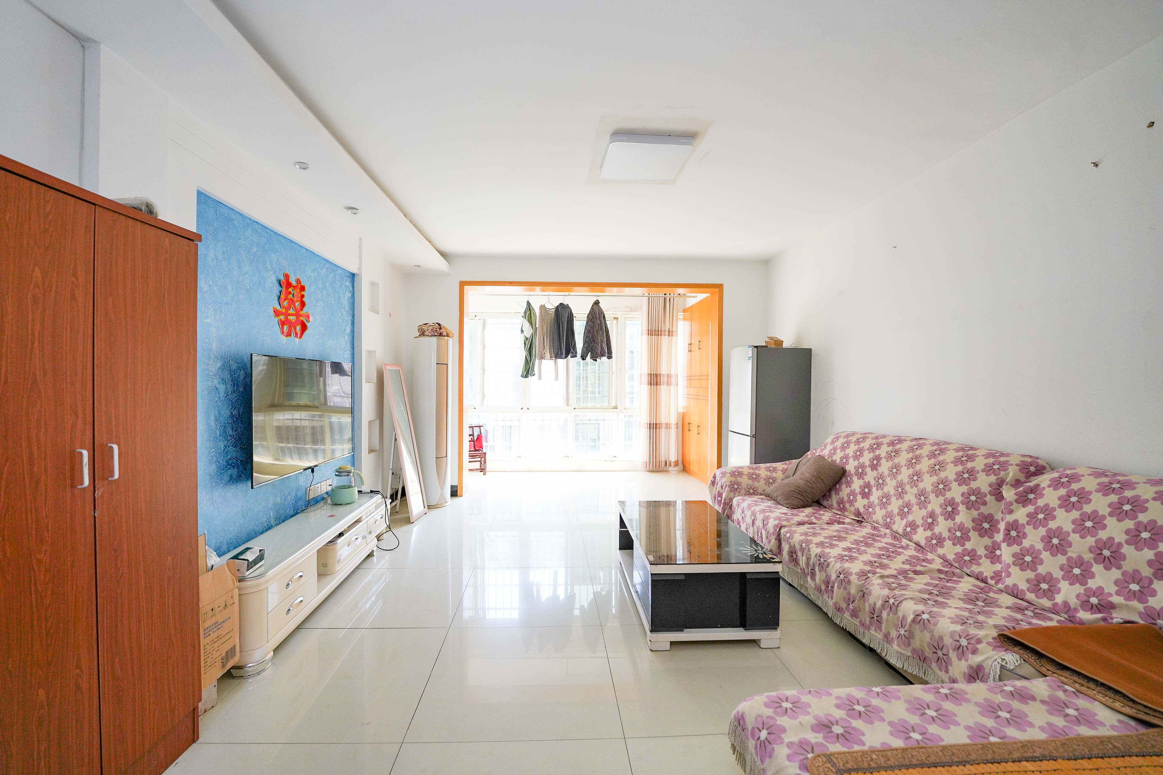 三城花苑(一,二,三期)  2室2厅1卫    27.0万 三城花苑(一,二,三期)  2室2厅1卫    27.0万