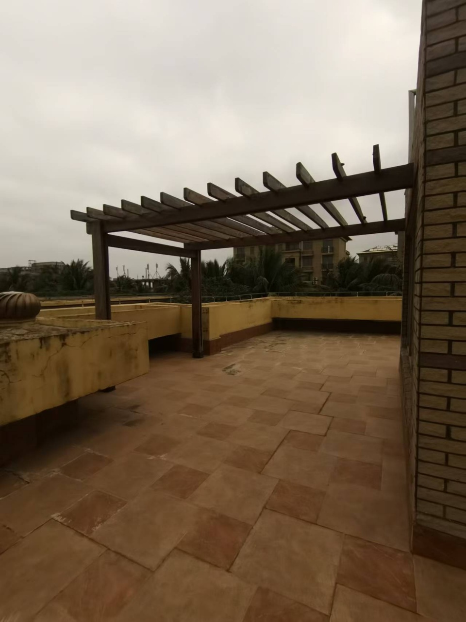 开维生态城  5室3厅4卫    410.0万 开维生态城  5室3厅4卫    410.0万室内图