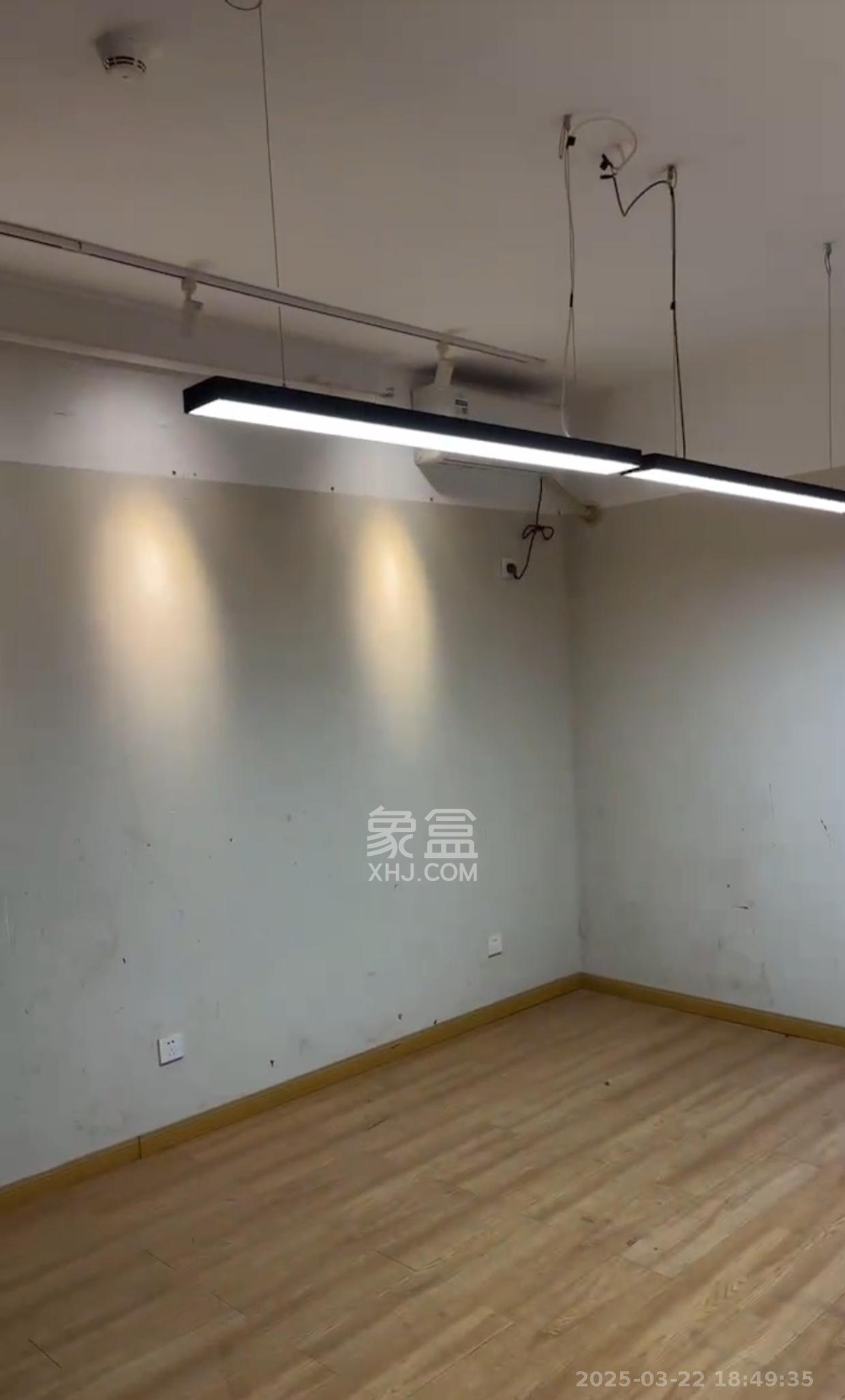 佳兆业云顶梅溪湖（佳兆业梅溪荟）  1室0厅0卫   1400.00元/月室内图