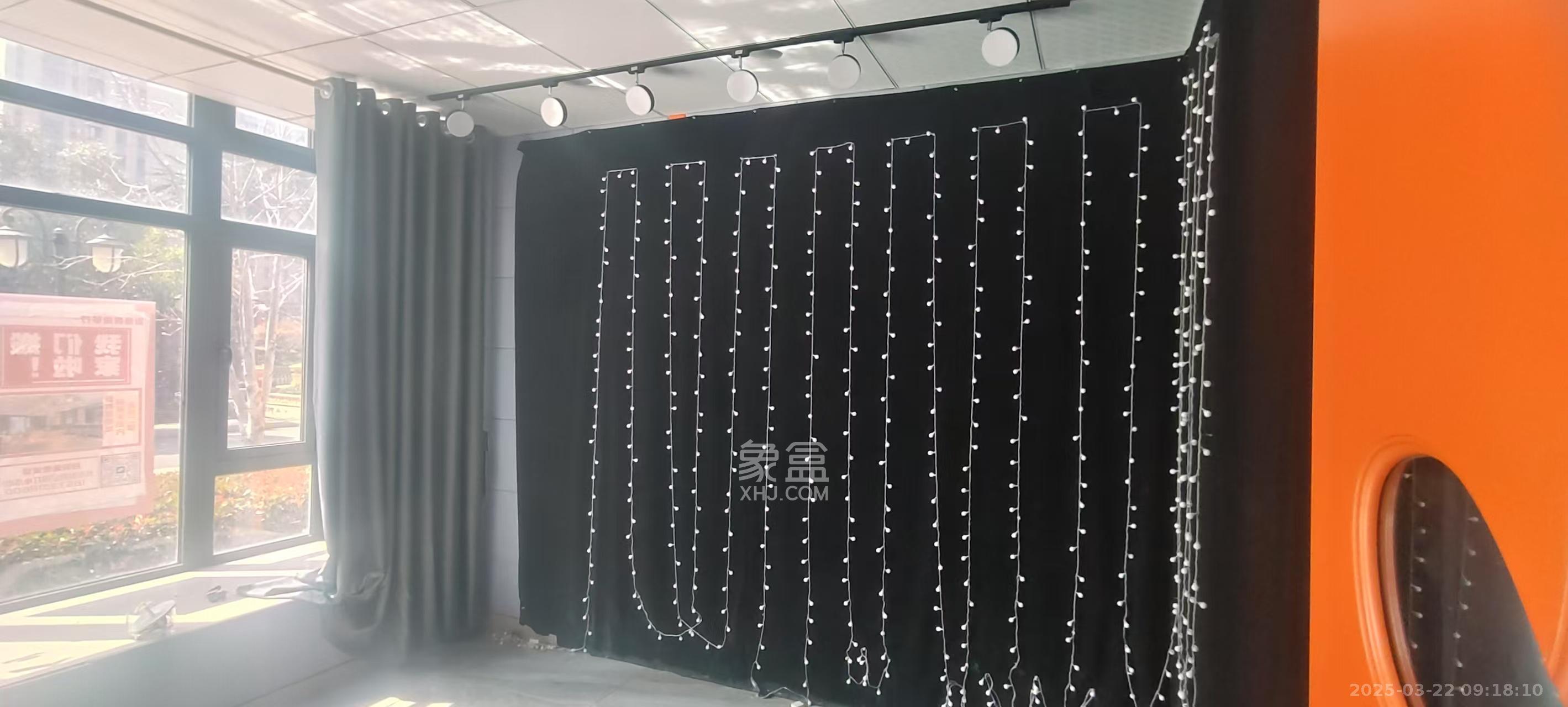 恒大御景半岛  3室2厅2卫   2400.00元/月室内图