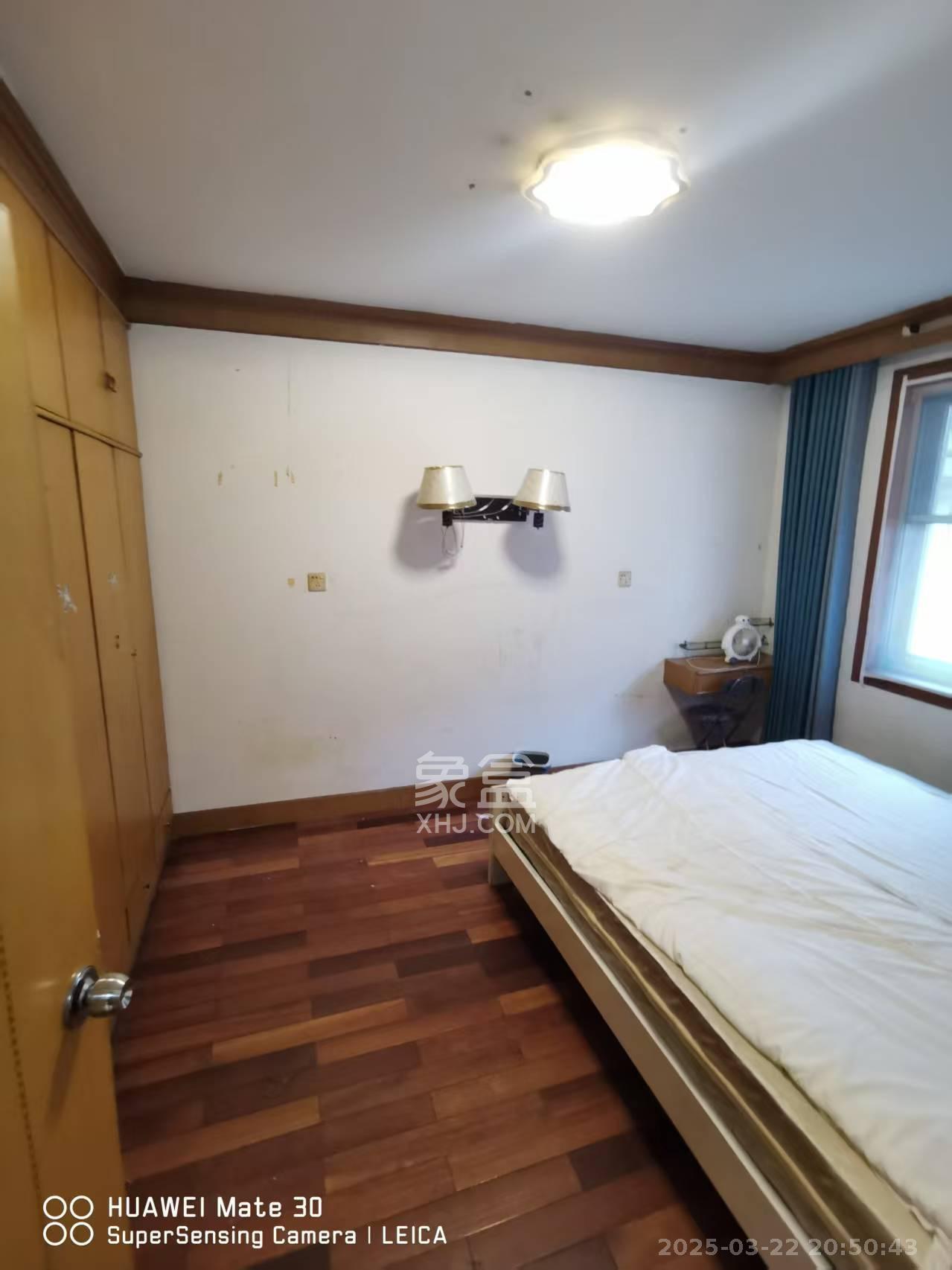 下民航宿舍  3室2厅1卫   1400.00元/月室内图