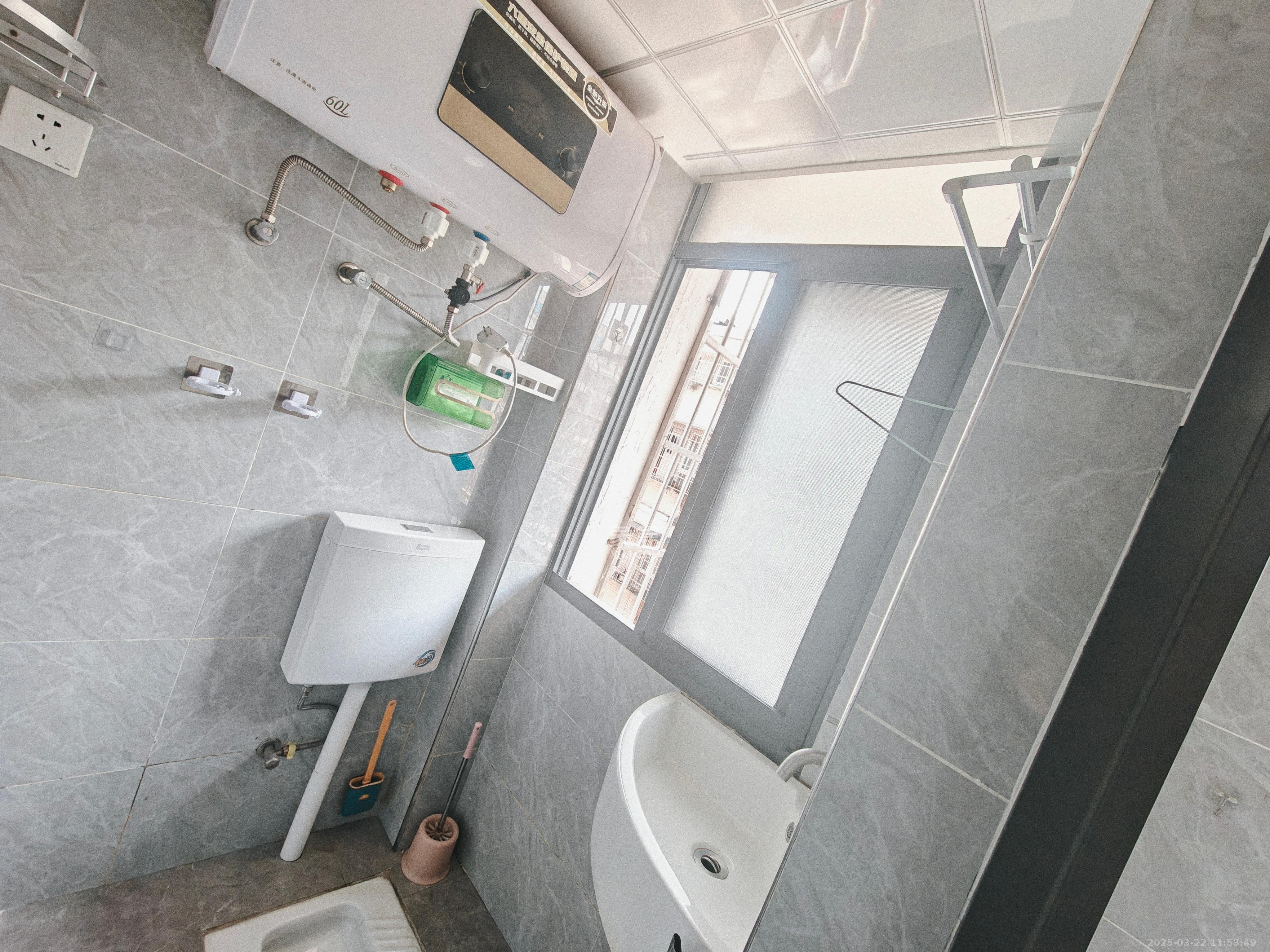 金科佳苑 1室1厅1卫 1000.0元/月 金科佳苑 1室1厅1卫 1000.0元/月室内图