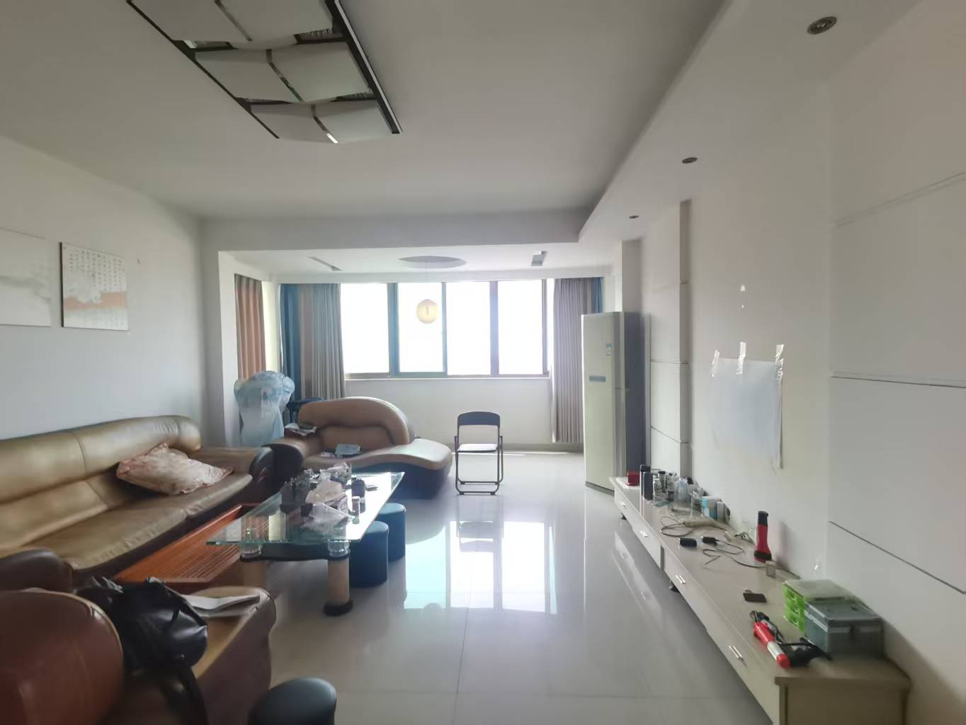 梓怡华盛家园 3室2厅2卫 1800.0元/月 梓怡华盛家园 3室2厅2卫 1800.0元/月室内图