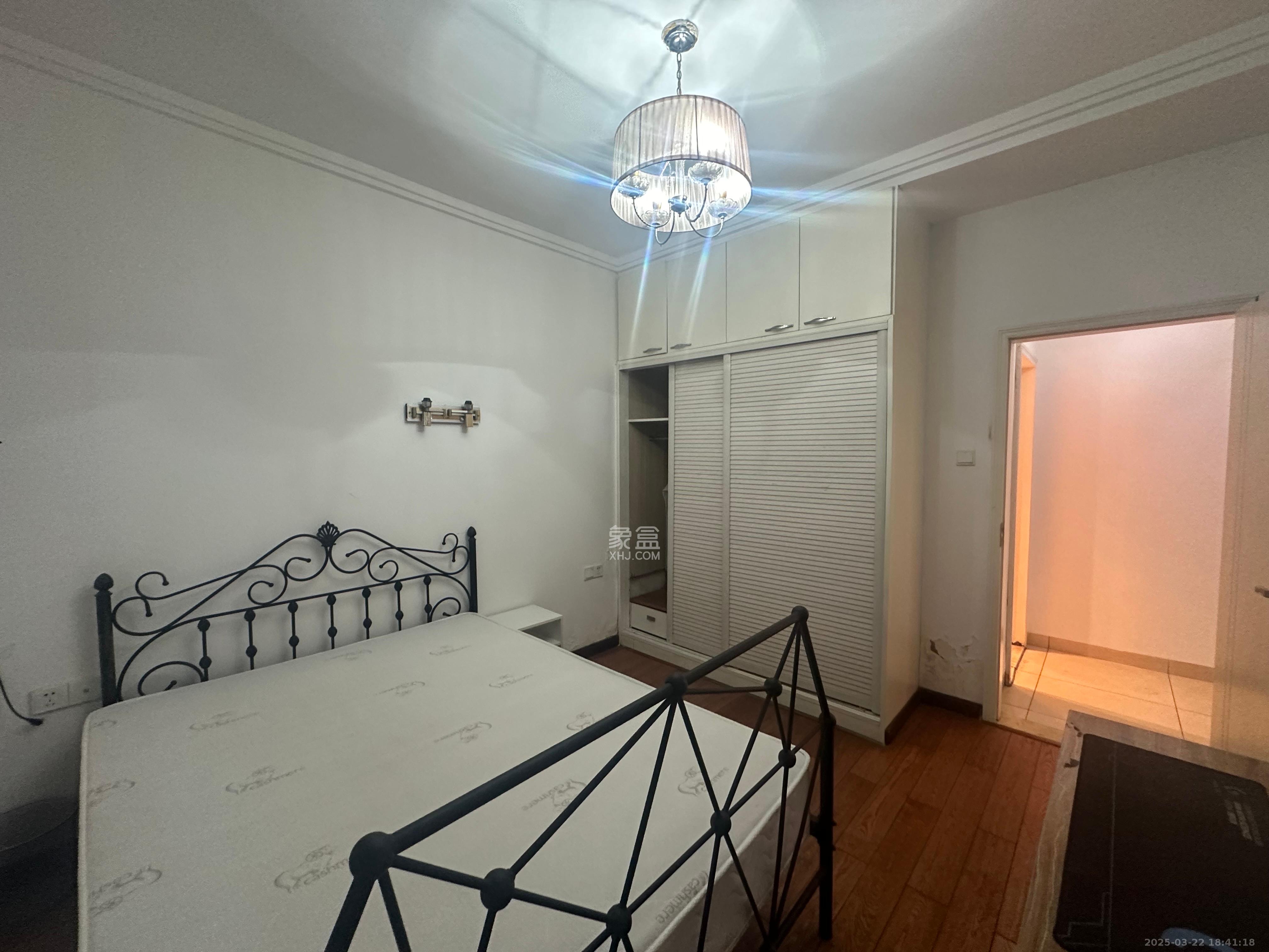 湘江世纪城悦江苑 2室2厅1卫 2300.0元/月 湘江世纪城悦江苑 2室2厅1卫 2300.0元/月室内图