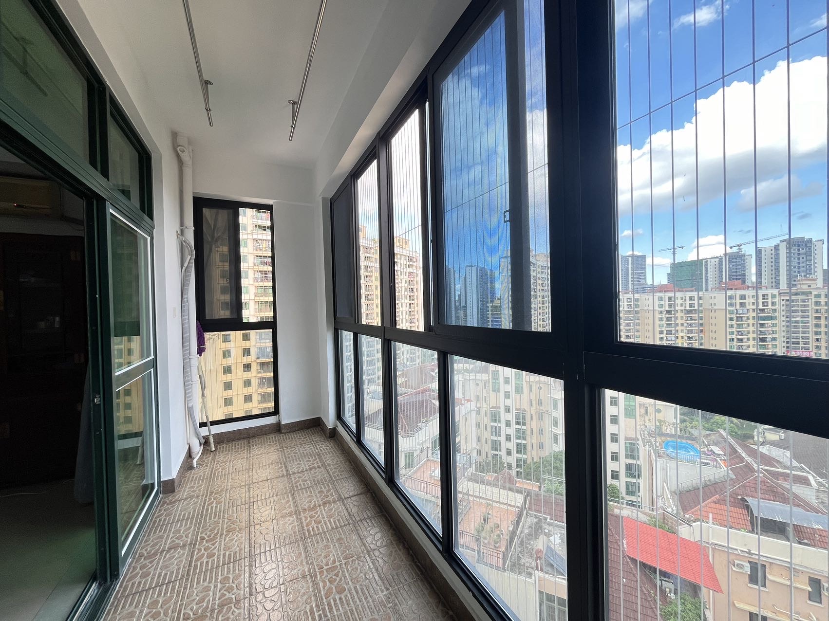 亚洲豪苑北区 3室2厅2卫 3800.0元/月 亚洲豪苑北区 3室2厅2卫 3800.0元/月室内图