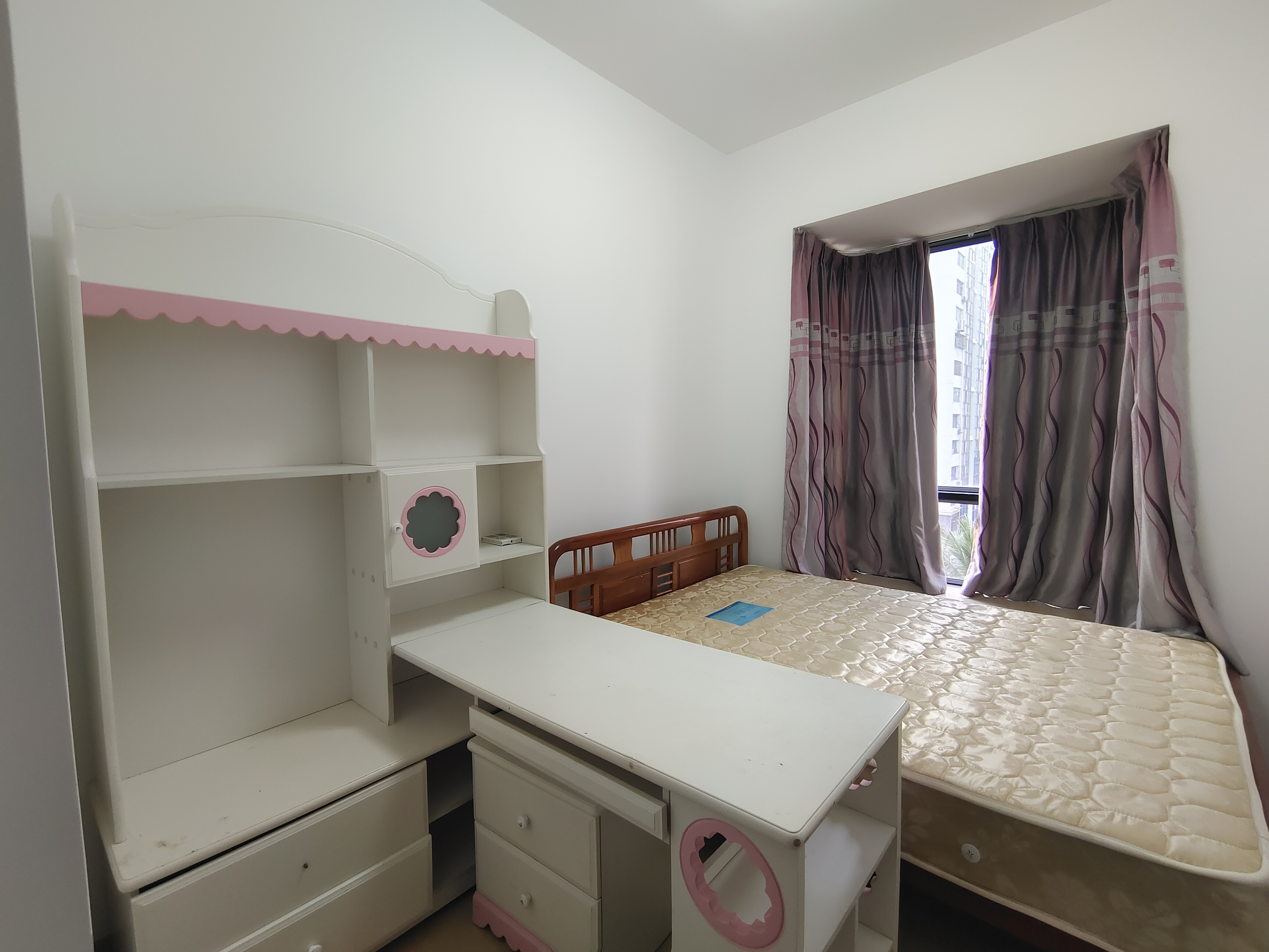 金碧文华 4室2厅2卫 3800.0元/月 金碧文华 4室2厅2卫 3800.0元/月室内图