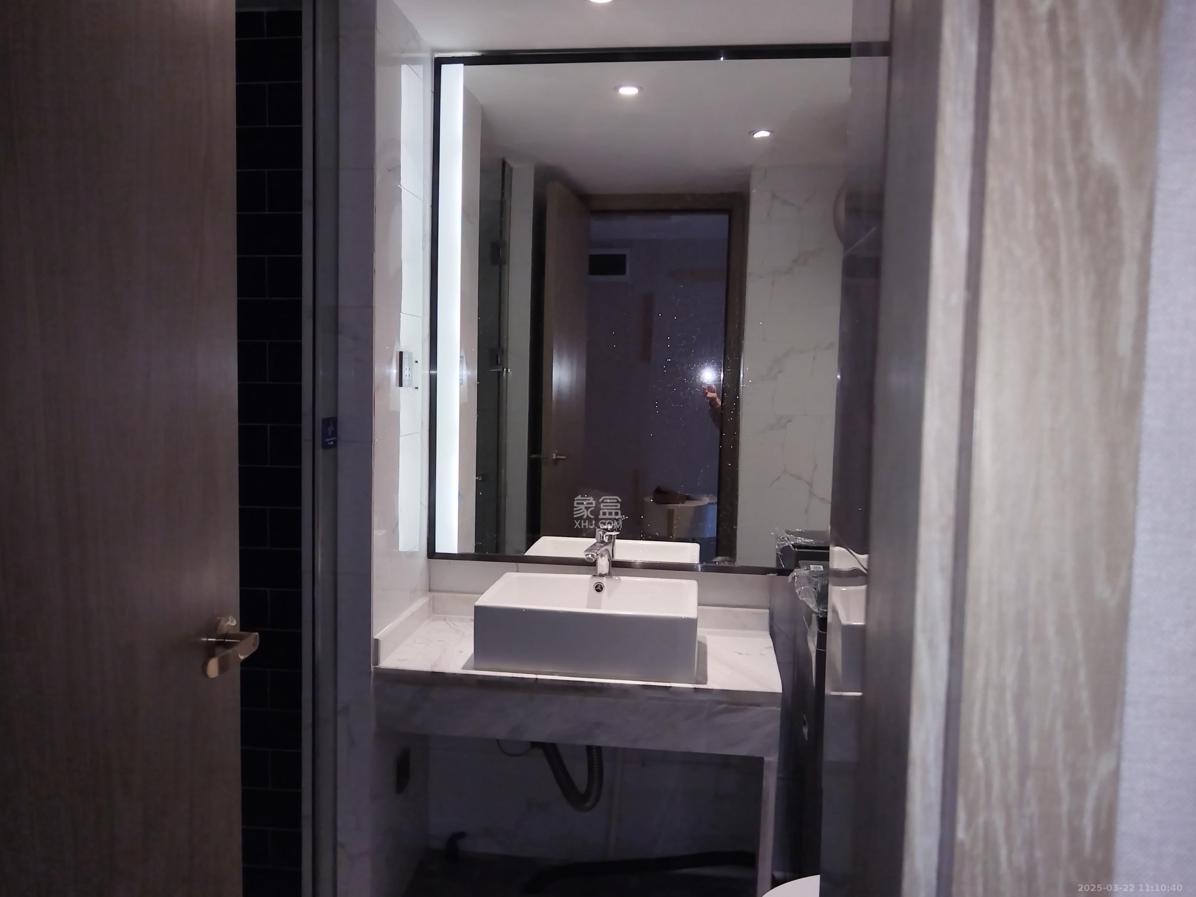 安泰嘉园(湘府邻伴) 1室1厅1卫 1500.0元/月 安泰嘉园(湘府邻伴) 1室1厅1卫 1500.0元/月室内图