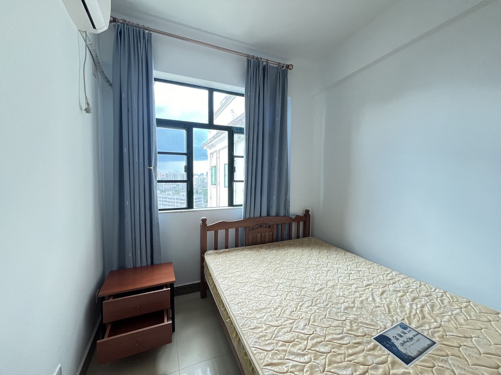 亚洲豪苑北区 3室2厅2卫 3800.0元/月 亚洲豪苑北区 3室2厅2卫 3800.0元/月室内图