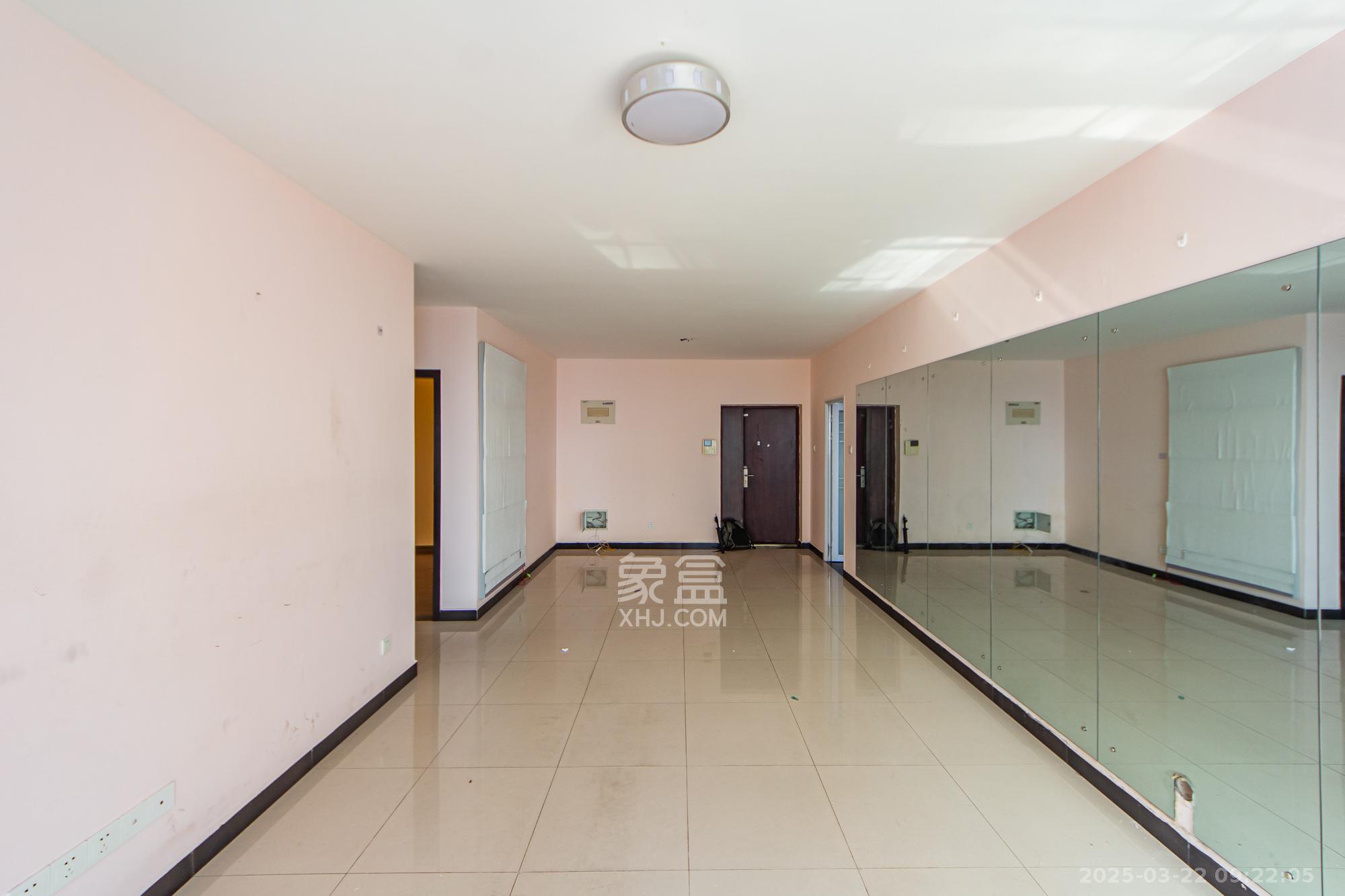 北辰三角洲E5区 2室2厅1卫 2800.0元/月 北辰三角洲E5区 2室2厅1卫 2800.0元/月室内图