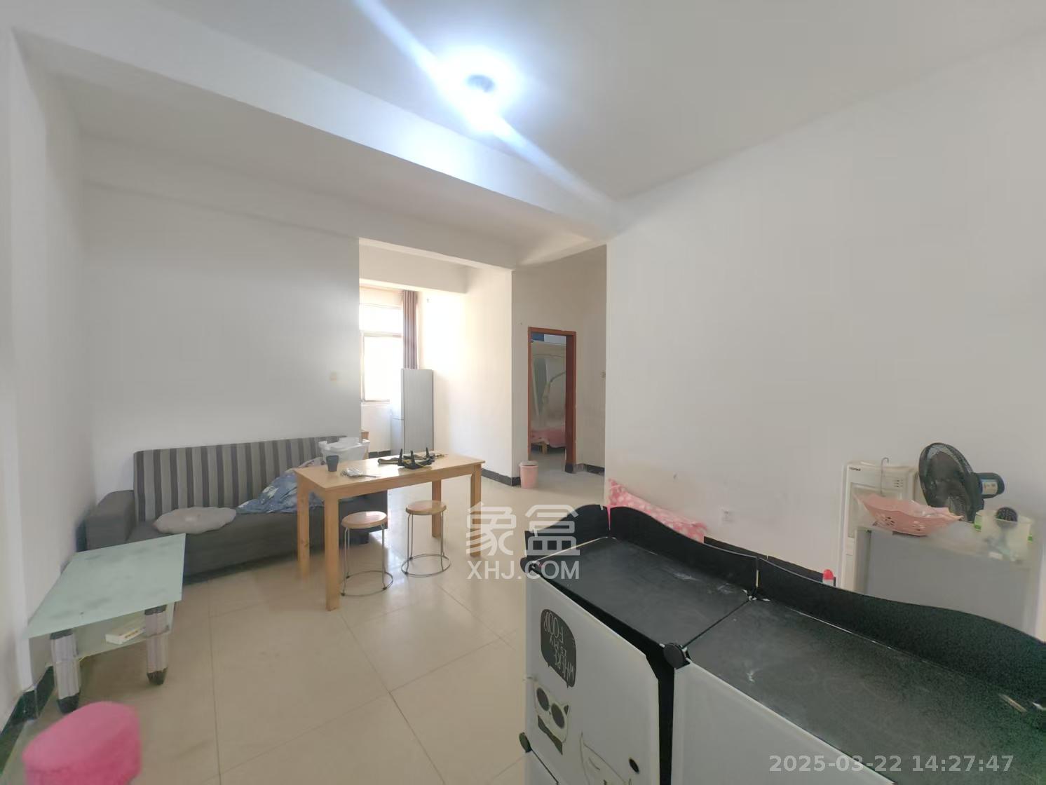 洞井生产安置小区(洞井新兴安置小区) 2室2厅1卫 1200.0元/月 洞井生产安置小区(洞井新兴安置小区) 2室2厅1卫 1200.0元/月室内图