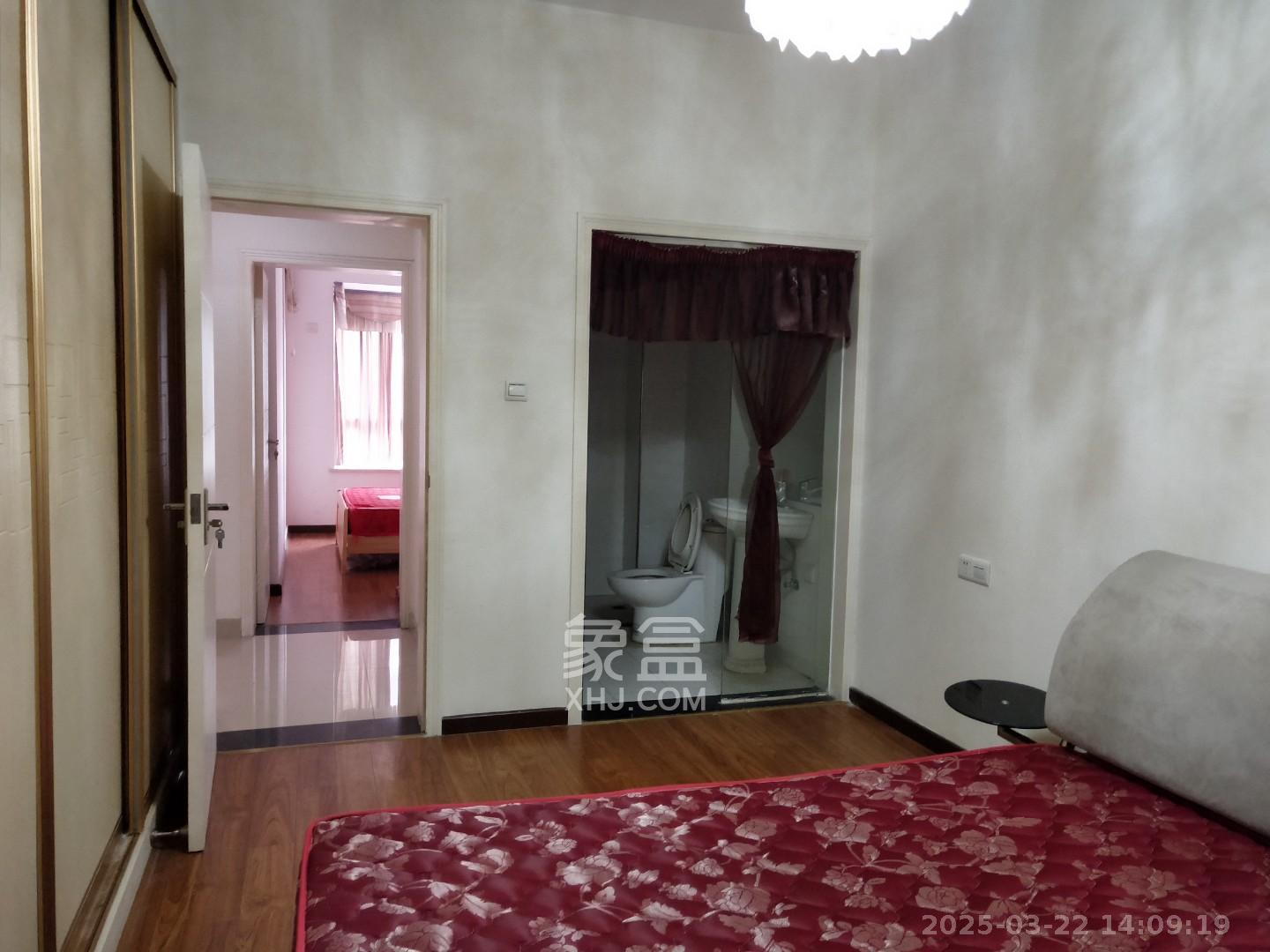 楚天中苑  3室2厅2卫    2200.0元/月 楚天中苑  3室2厅2卫    2200.0元/月室内图