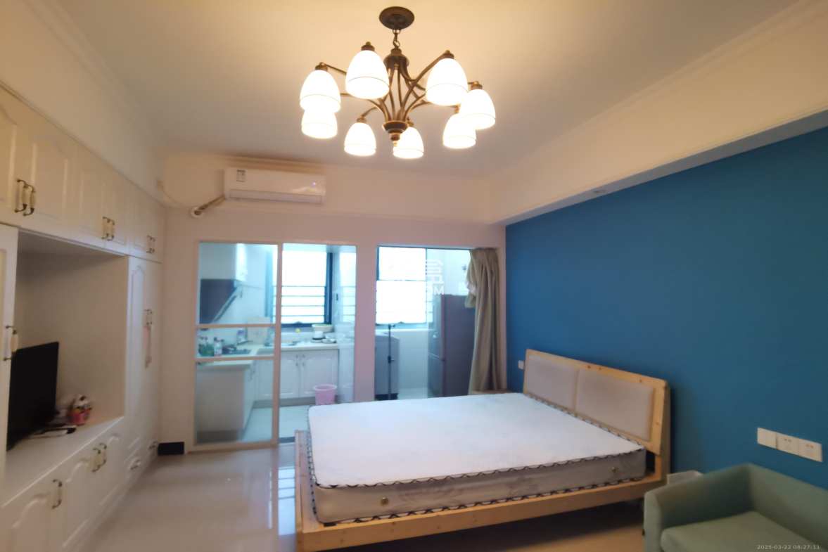 未来漫城  1室1厅1卫    1300.0元/月 未来漫城  1室1厅1卫    1300.0元/月室内图