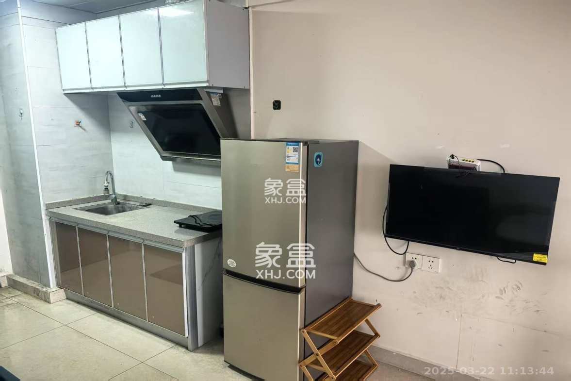 星城荣域 1室1厅1卫 1500.0元/月 星城荣域 1室1厅1卫 1500.0元/月室内图