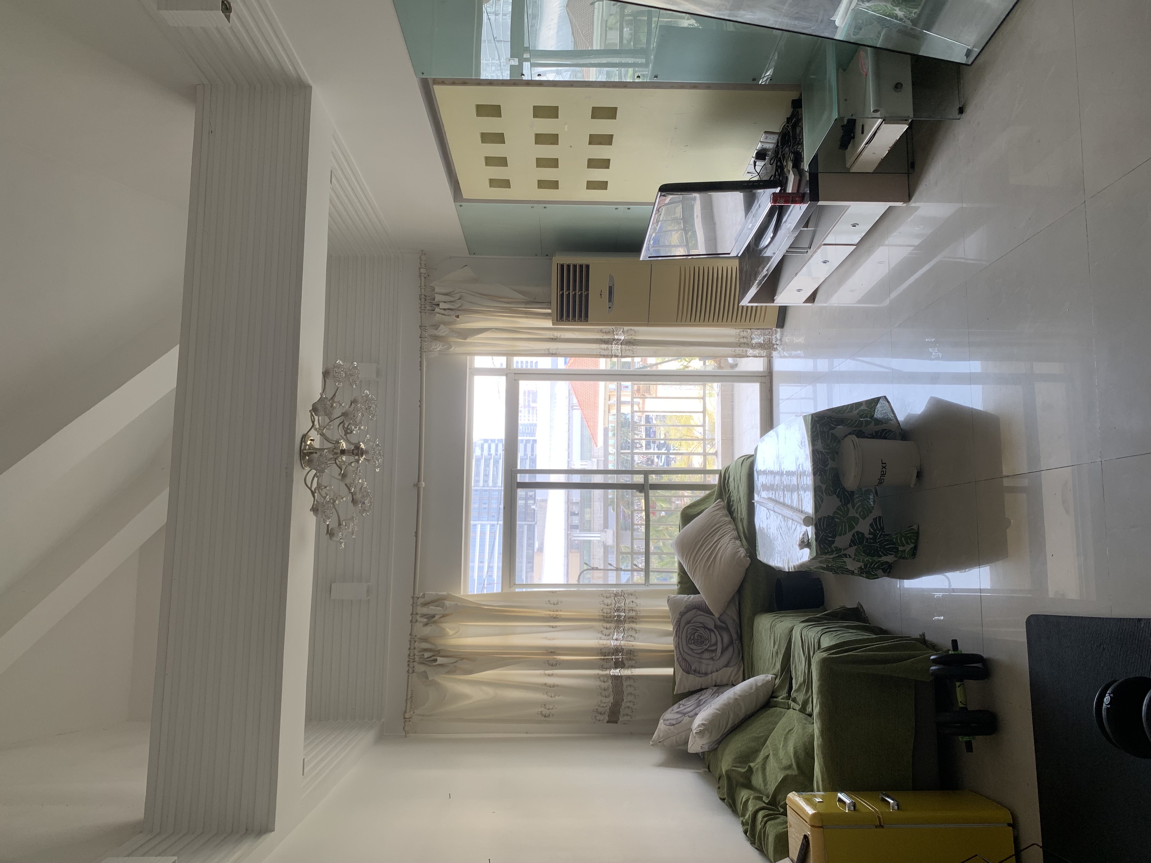 四季华庭1期 2室2厅1卫 112.0万 四季华庭1期 2室2厅1卫 112.0万客厅