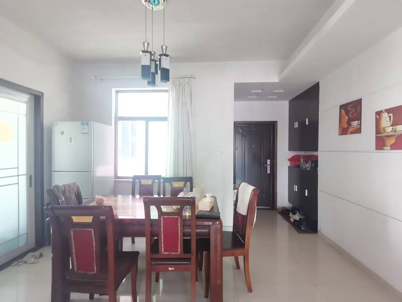 梓怡华盛家园 3室2厅2卫 1800.0元/月 梓怡华盛家园 3室2厅2卫 1800.0元/月室内图