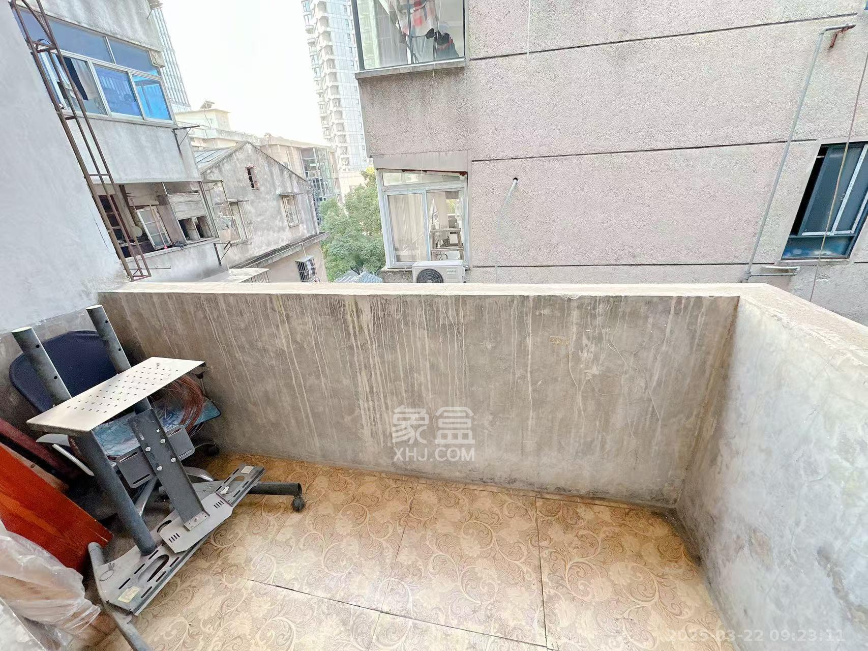 吉景小区  1室1厅1卫   1200.00元/月室内图