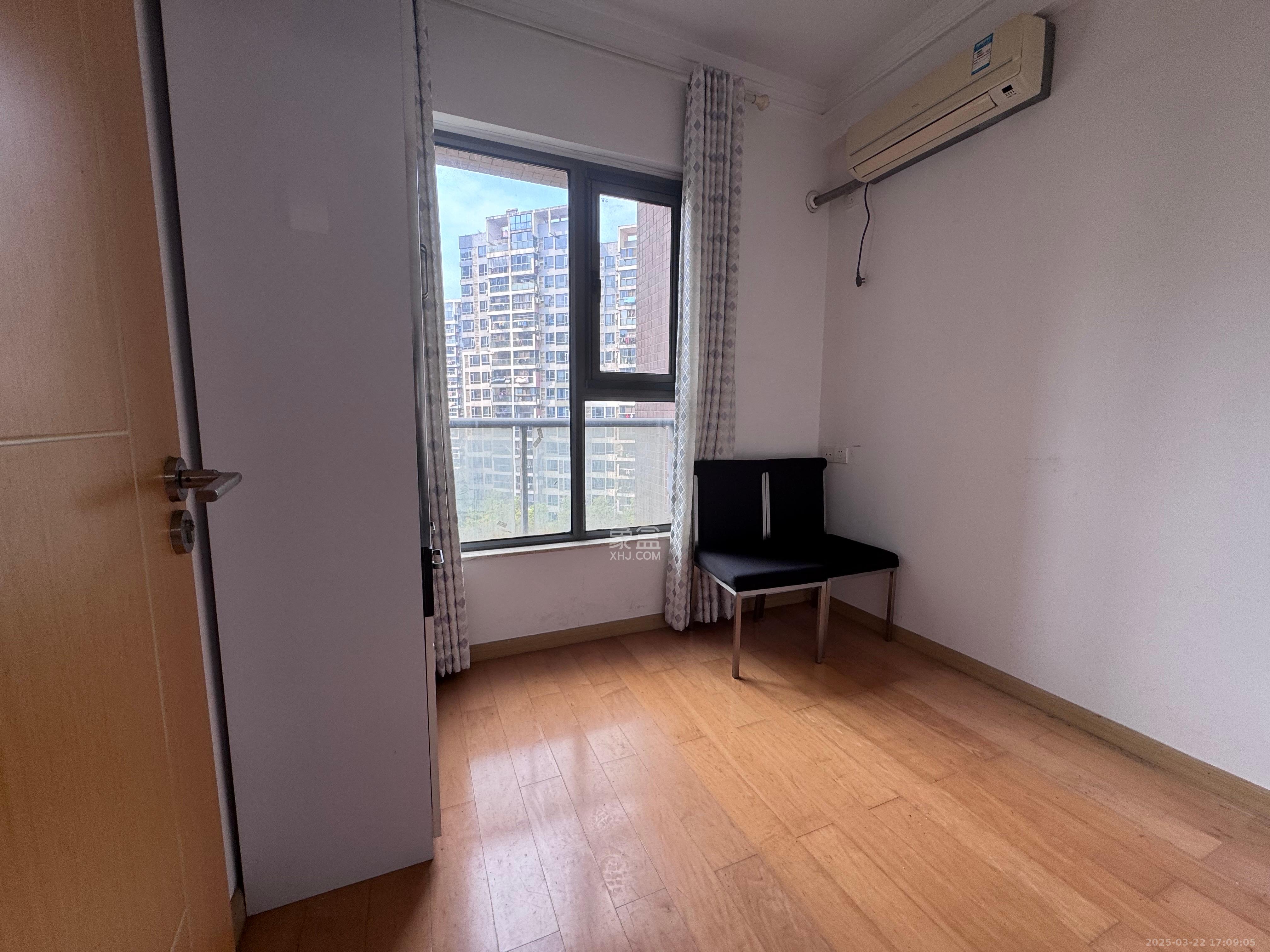 珠江花城四期花盛 2室1厅1卫 2300.0元/月 珠江花城四期花盛 2室1厅1卫 2300.0元/月室内图