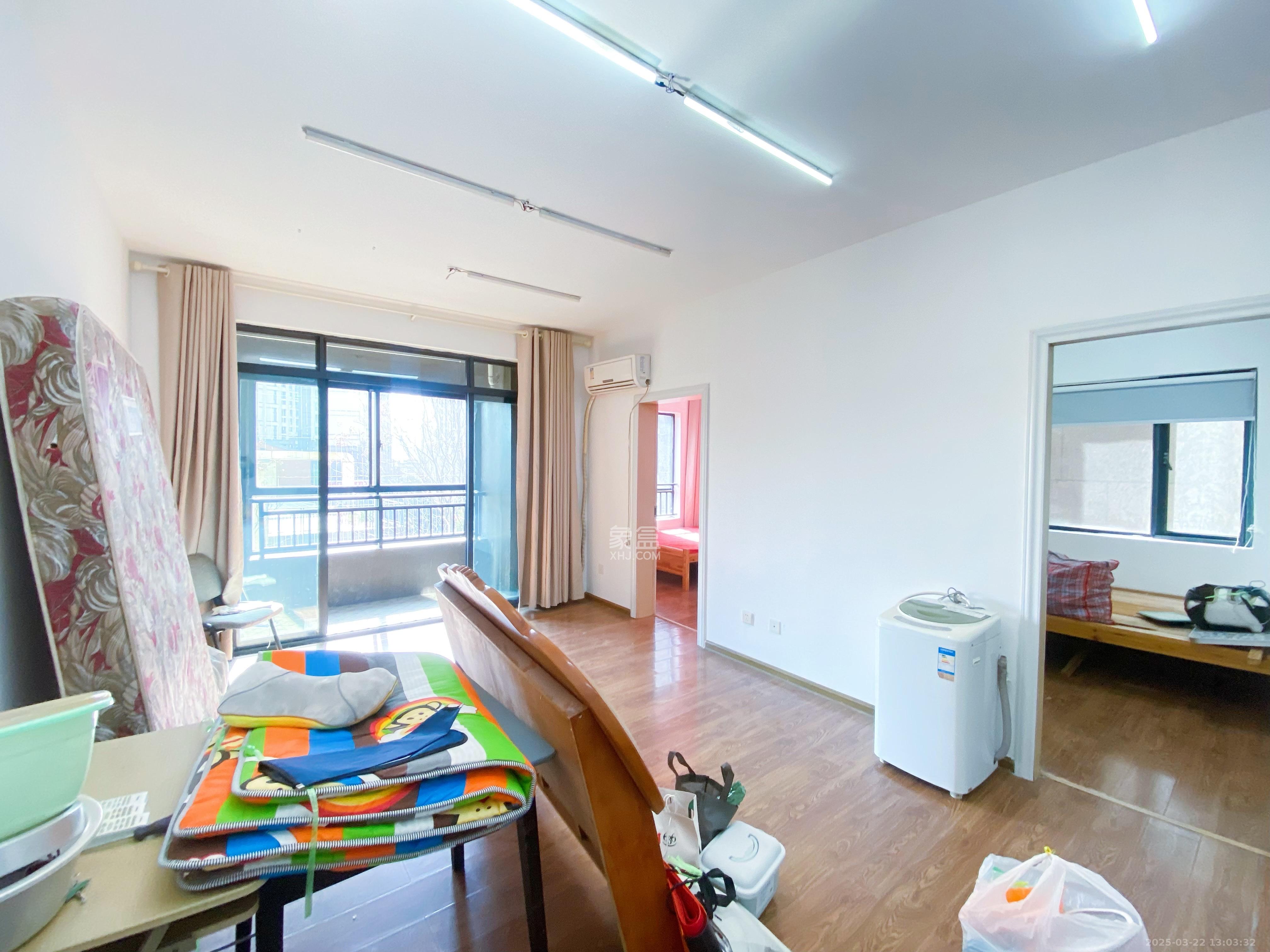 中海梅溪湖壹号 3室2厅1卫 2300.0元/月 中海梅溪湖壹号 3室2厅1卫 2300.0元/月室内图