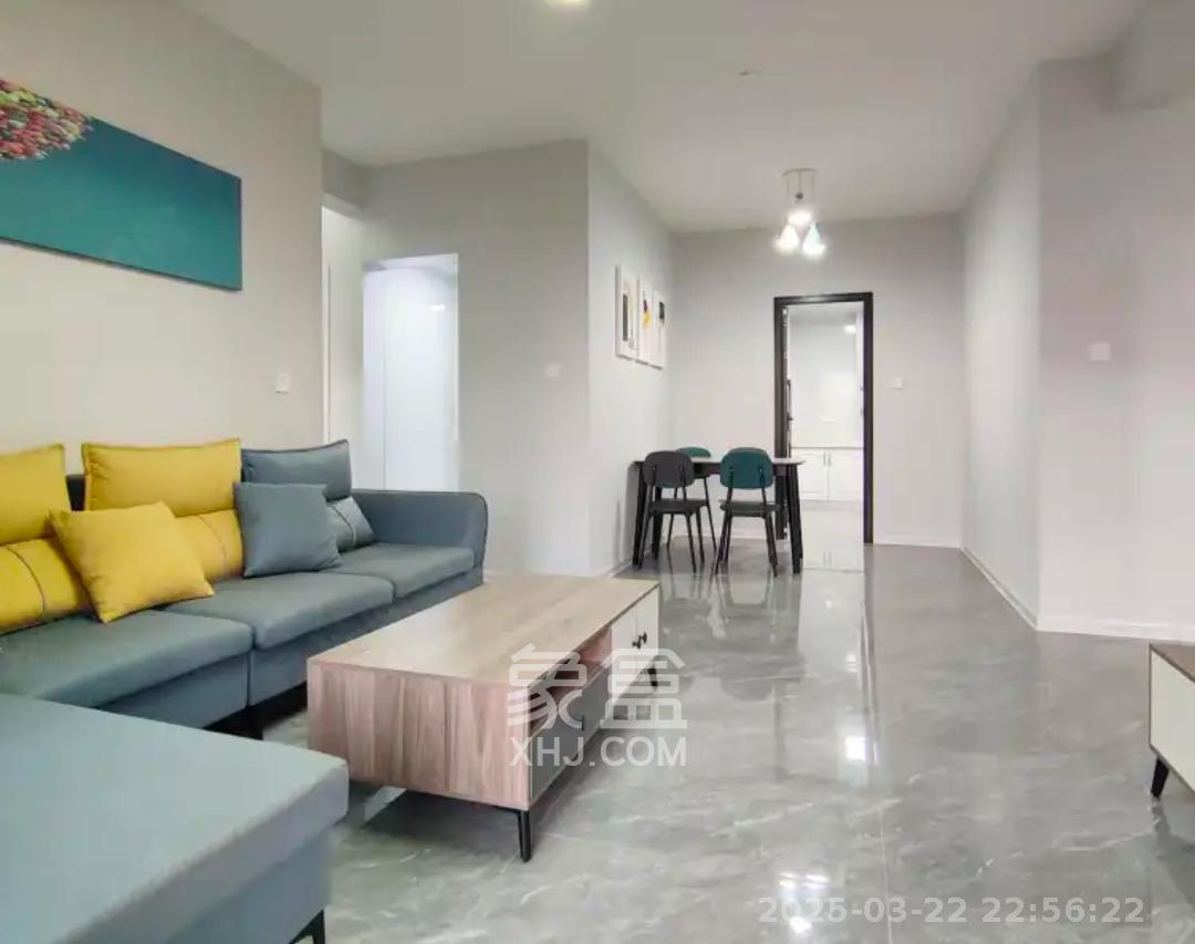 融创融公馆(融创臻苑) 4室2厅2卫 2500.0元/月 融创融公馆(融创臻苑) 4室2厅2卫 2500.0元/月室内图