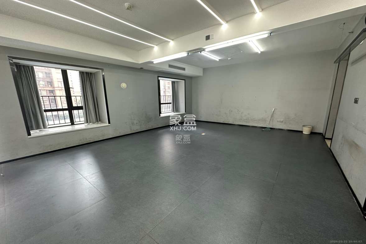 中海国际二期  1室1厅1卫    1200.0元/月 中海国际二期  1室1厅1卫    1200.0元/月室内图