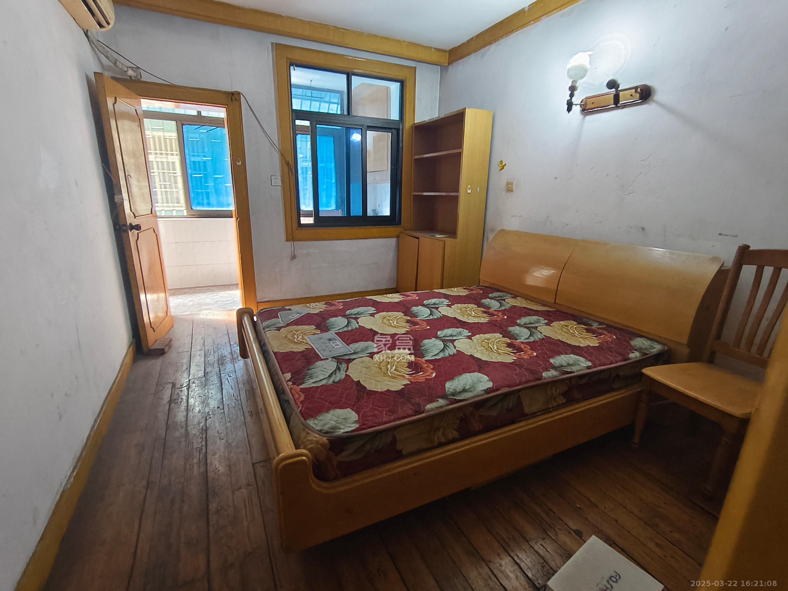 湖南省轻工业品进出口公司宿舍/外贸宿舍 2室1厅1卫 1400.0元/月 湖南省轻工业品进出口公司宿舍/外贸宿舍 2室1厅1卫 1400.0元/月室内图