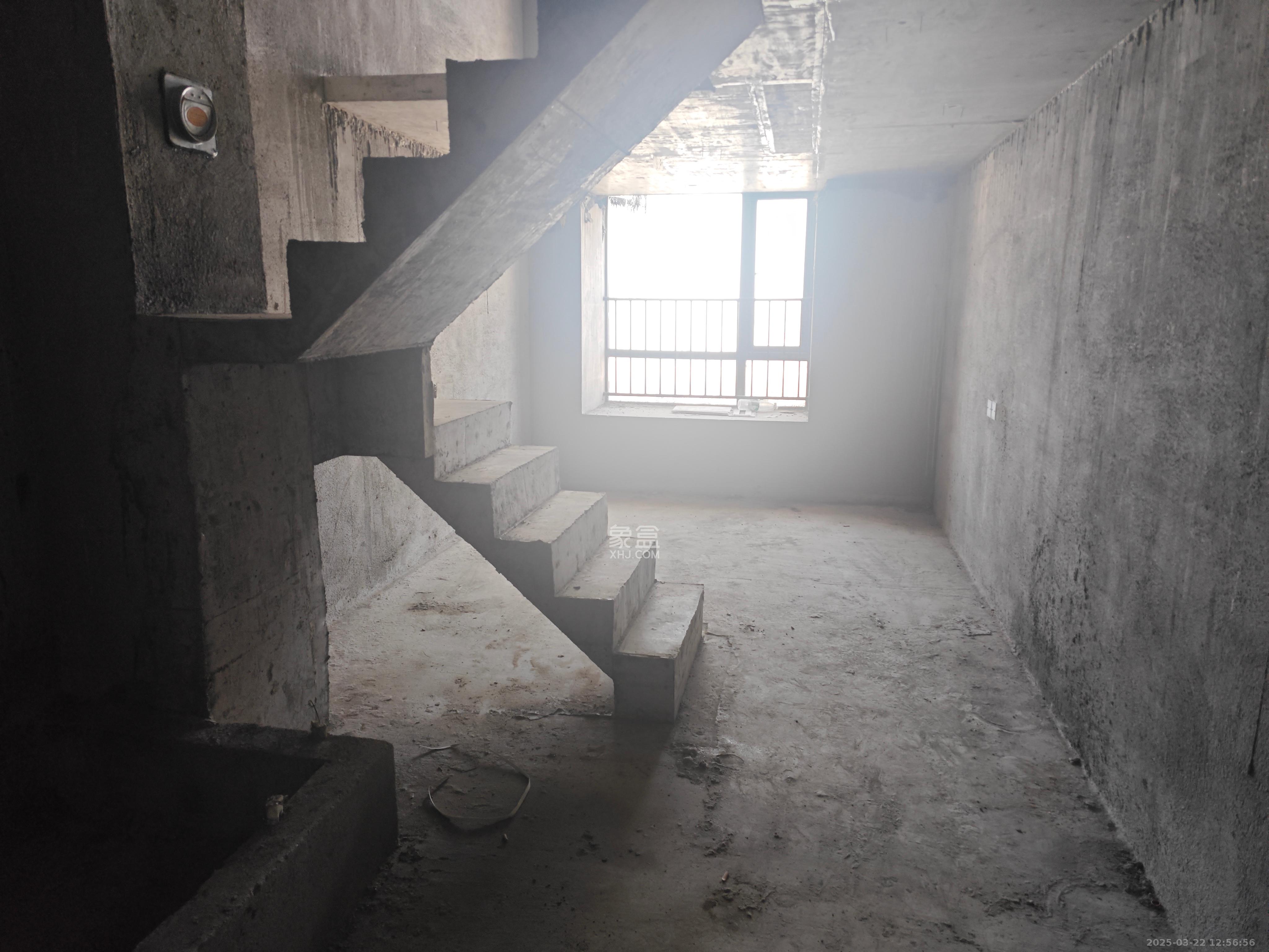 碧桂园翘楚棠  1室0厅0卫    800.0元/月 碧桂园翘楚棠  1室0厅0卫    800.0元/月