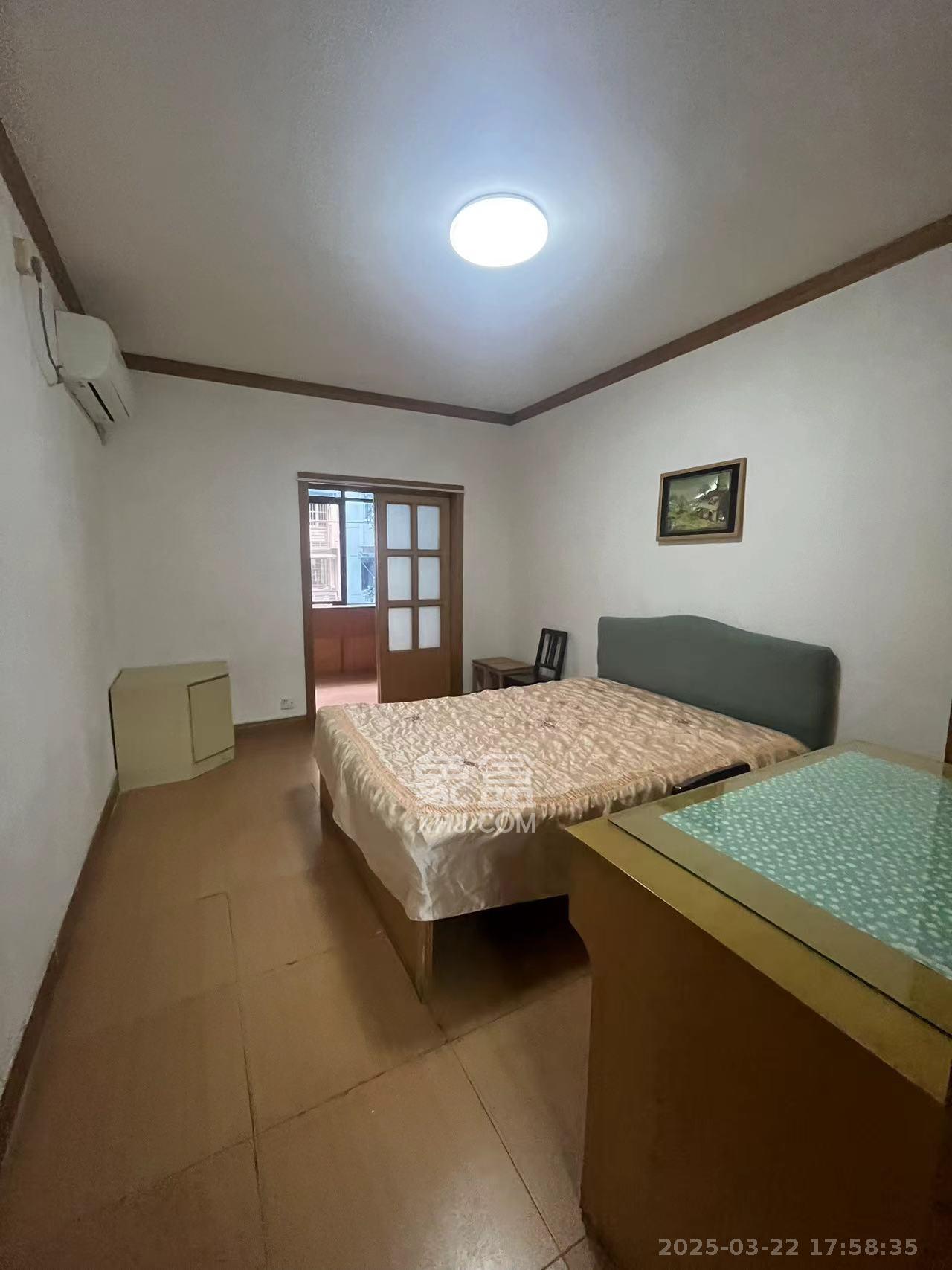 白沙啤酒公寓  2室1厅1卫    1900.0元/月 白沙啤酒公寓  2室1厅1卫    1900.0元/月